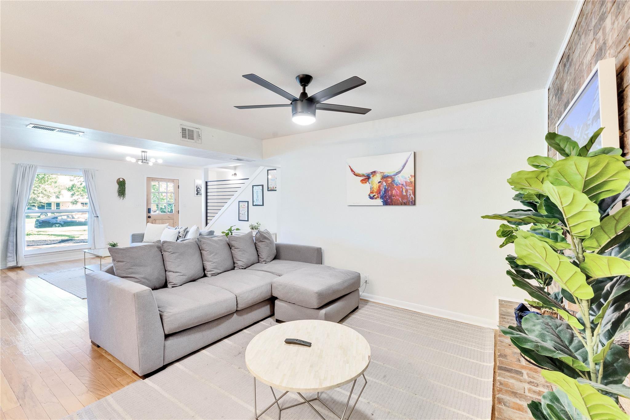 3306 S Pleasant Valley Rd, Austin, TX 78741