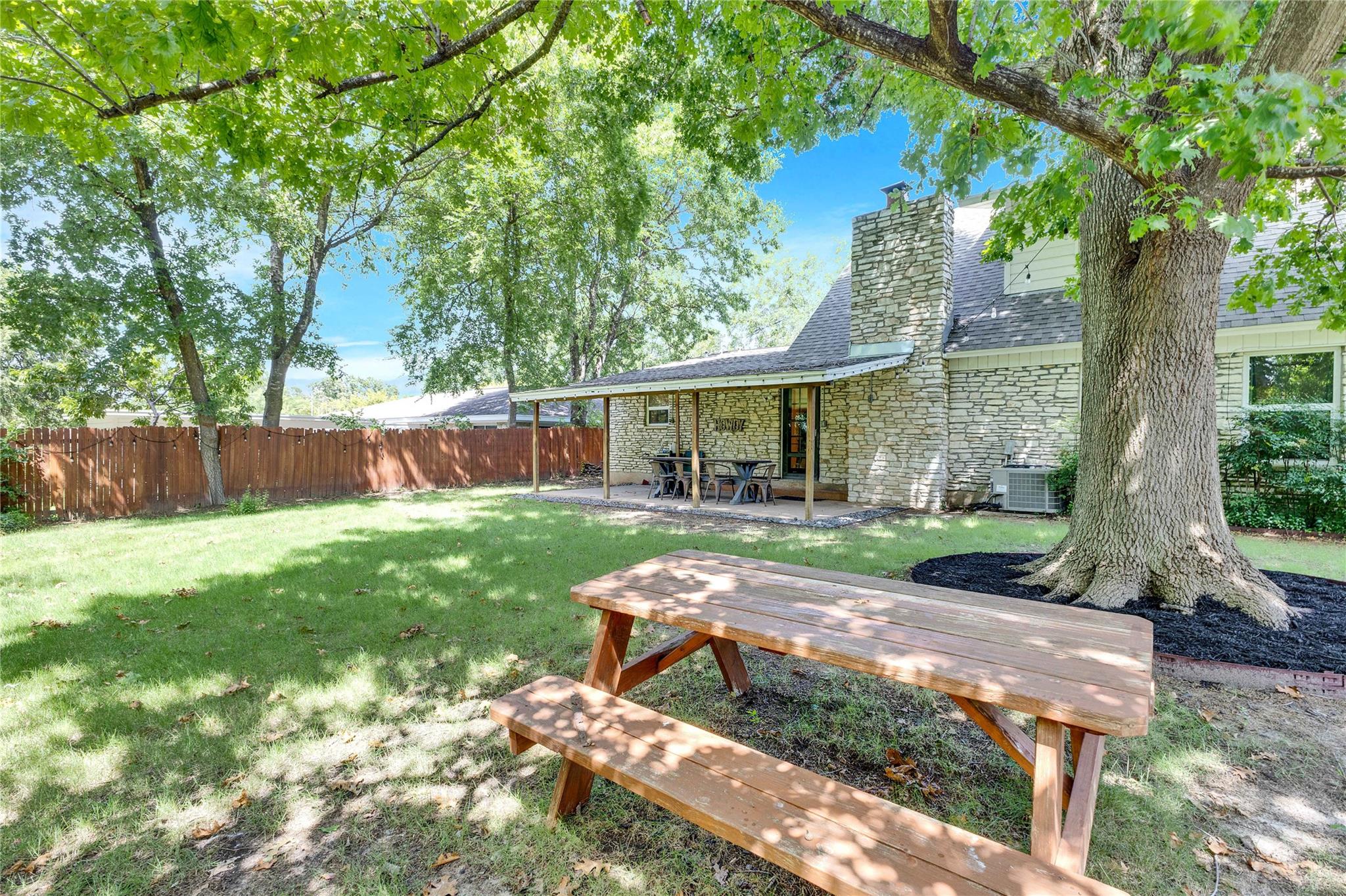 3306 S Pleasant Valley Rd, Austin, TX 78741