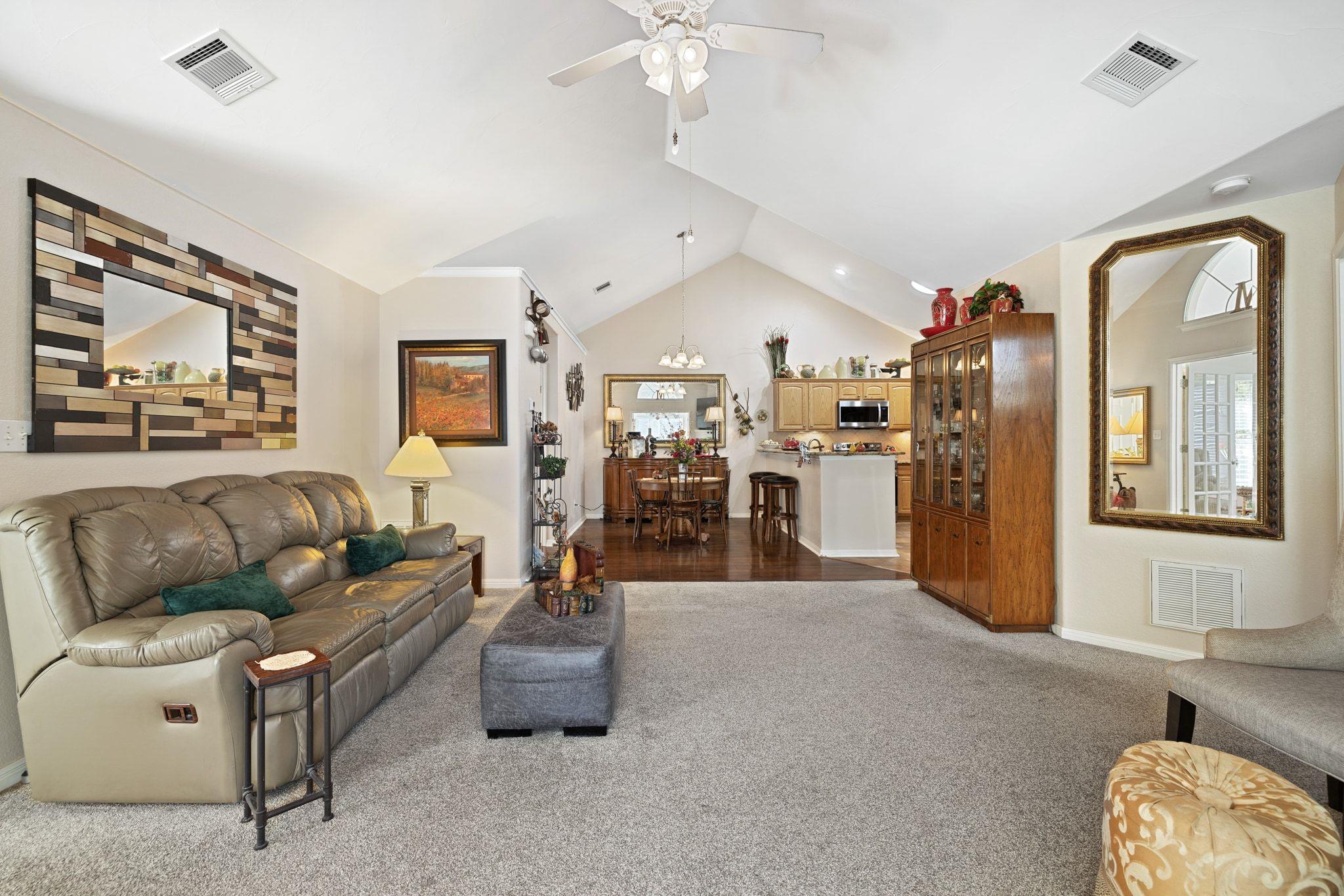 30 Wildwood Dr # 32, Georgetown, TX 78633