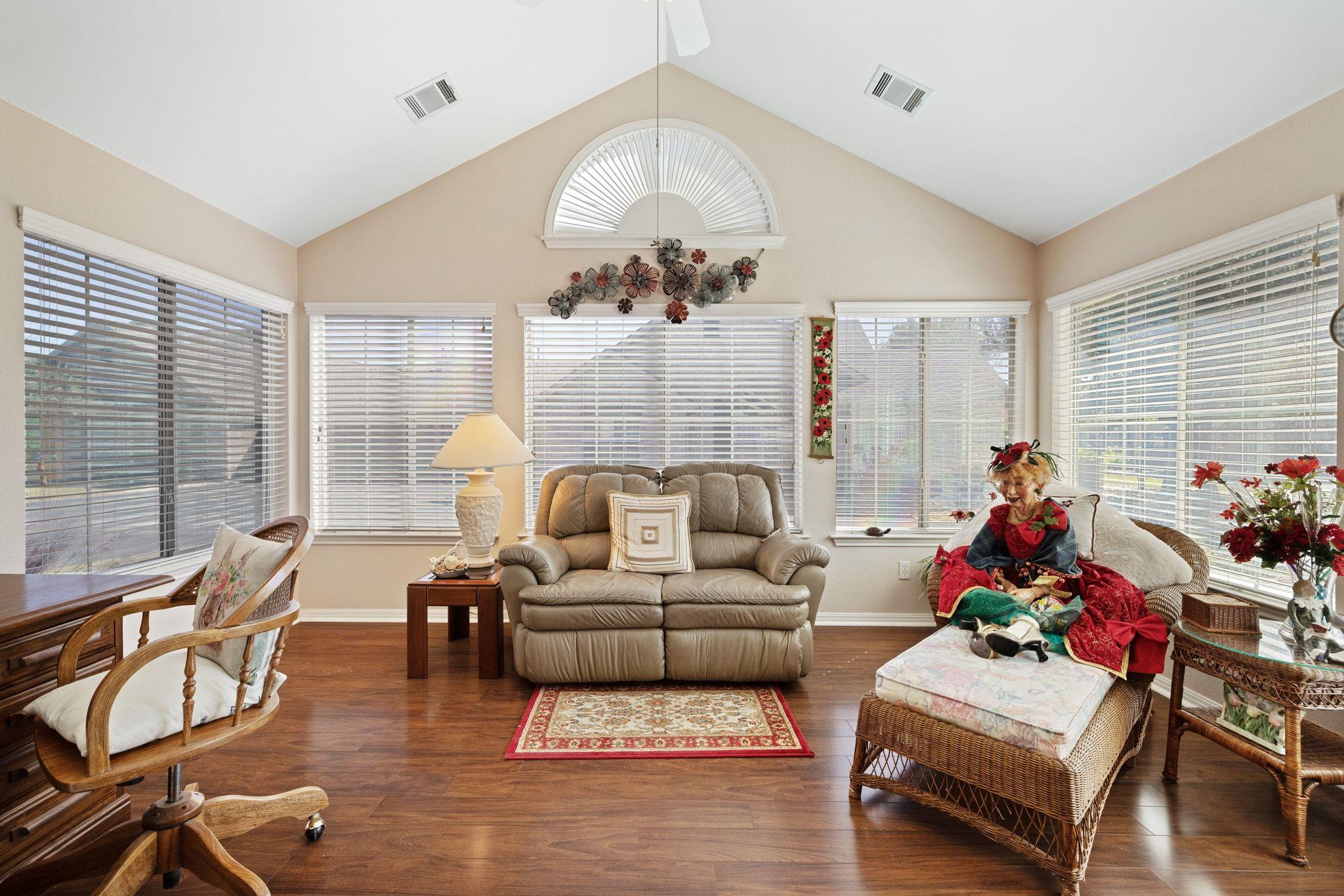 30 Wildwood Dr # 32, Georgetown, TX 78633