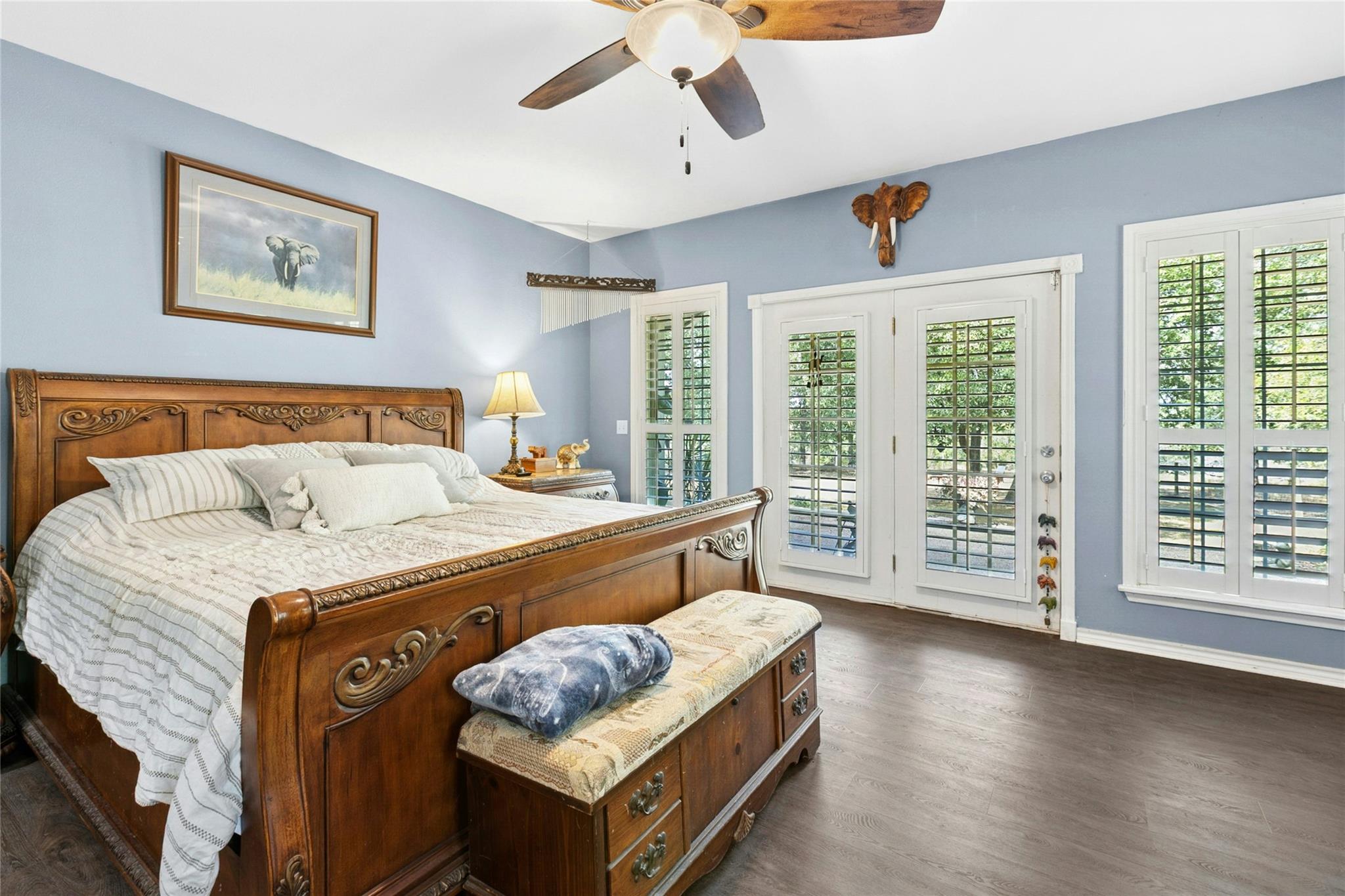 412 Woody Hollow Rd, Luling, TX 78648