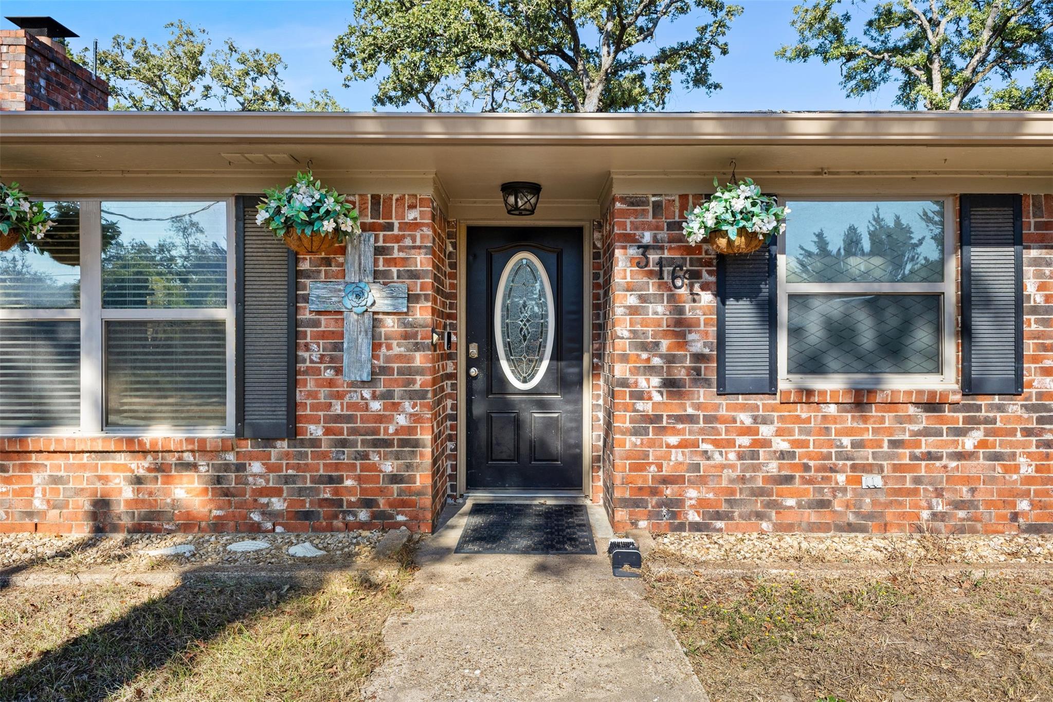 316 Holly Dr, Caldwell, TX 77836