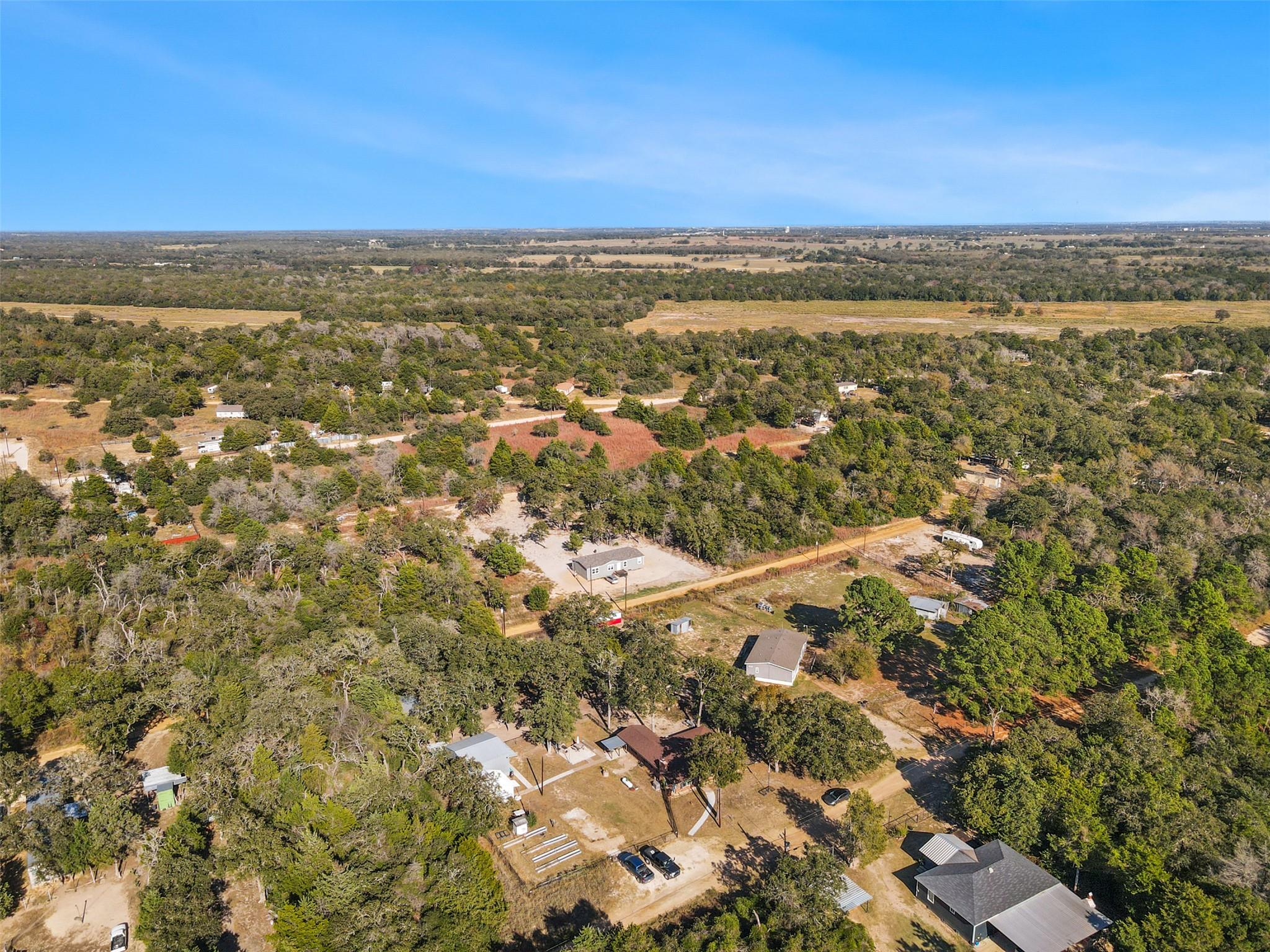 316 Holly Dr, Caldwell, TX 77836