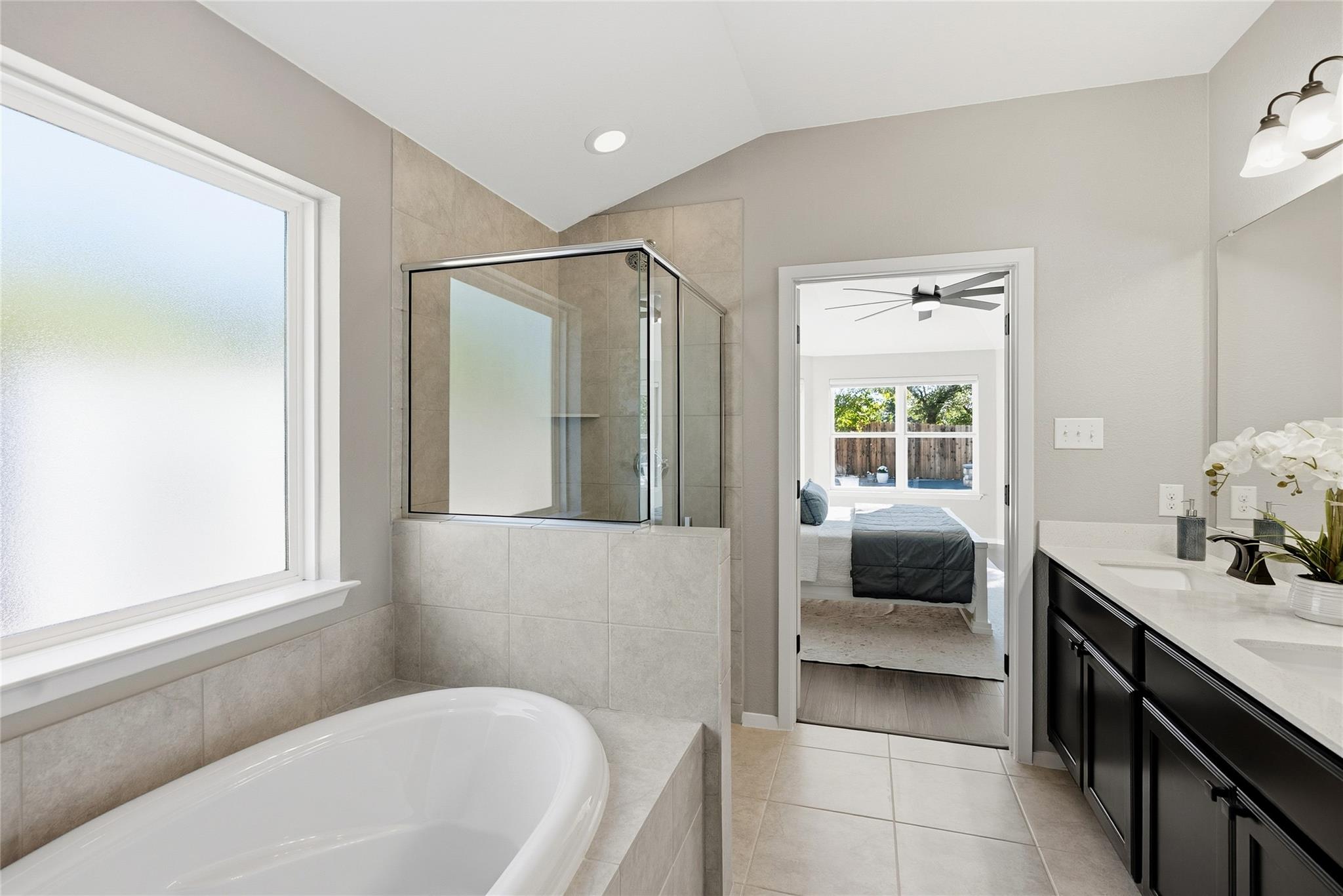 3005 Newton Dr, Lago Vista, TX 78645