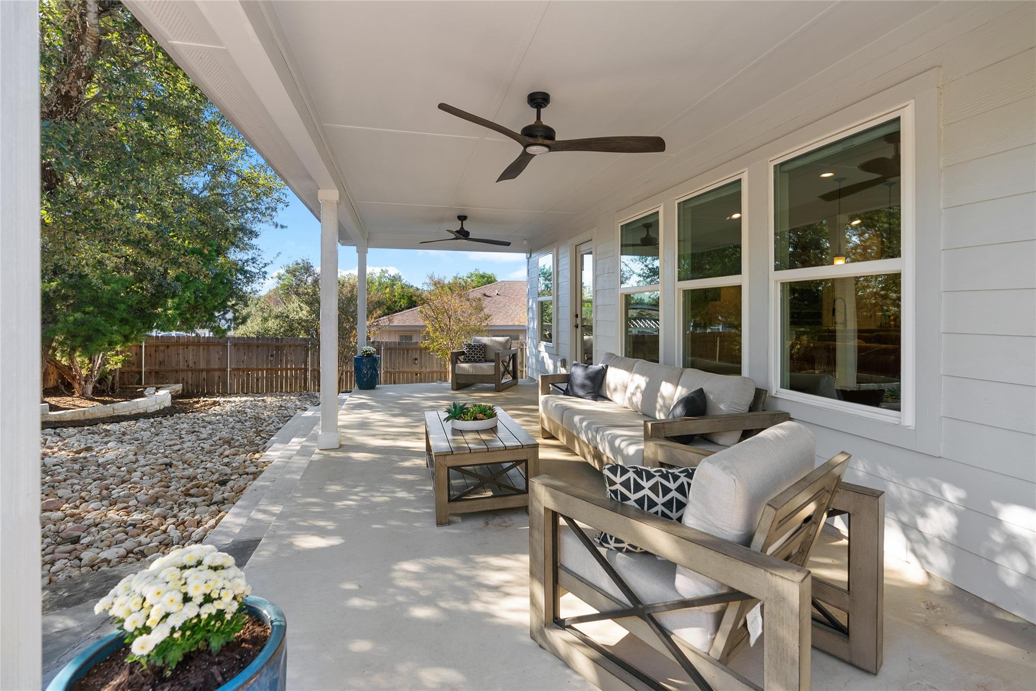 3005 Newton Dr, Lago Vista, TX 78645