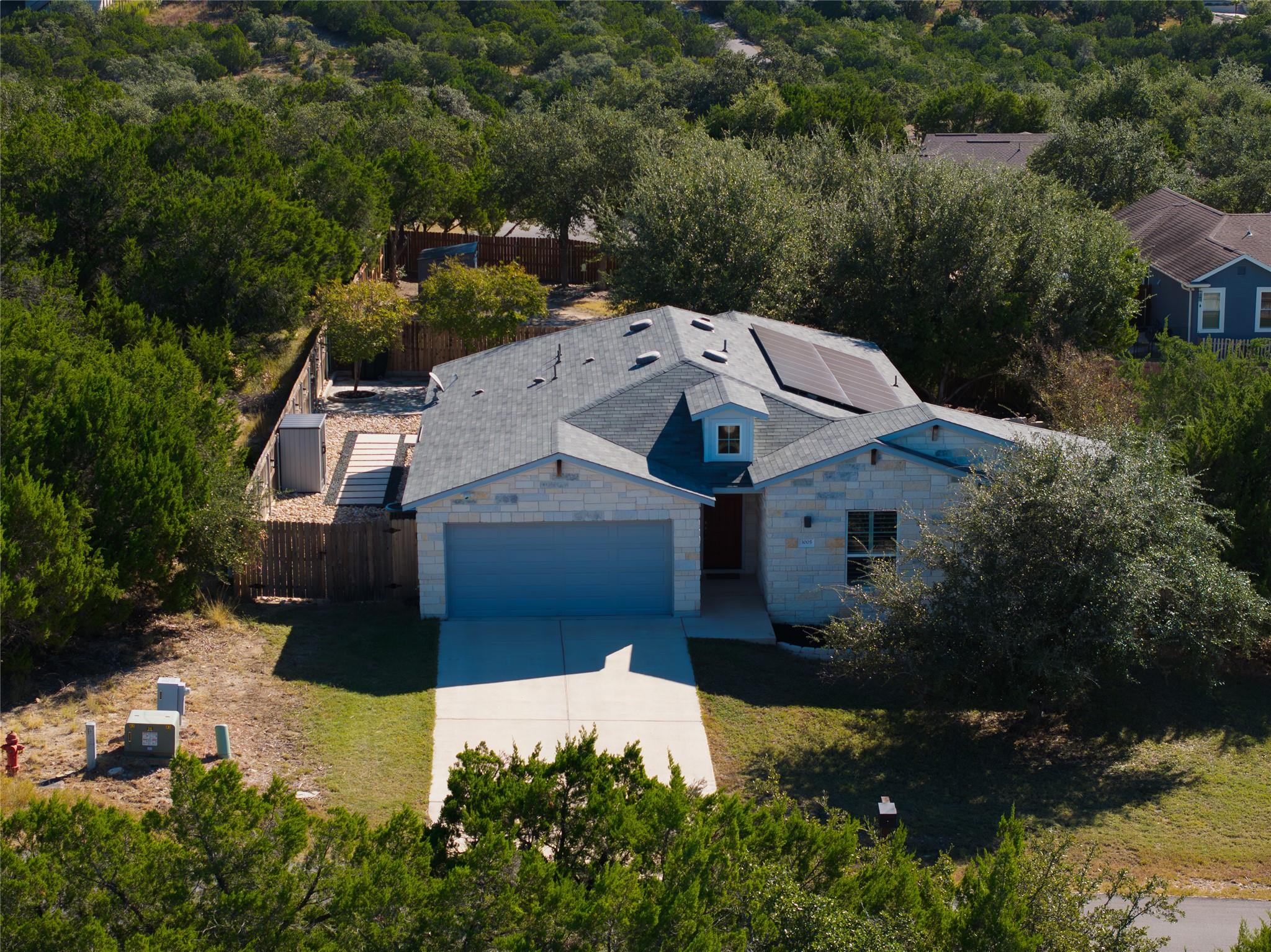 3005 Newton Dr, Lago Vista, TX 78645