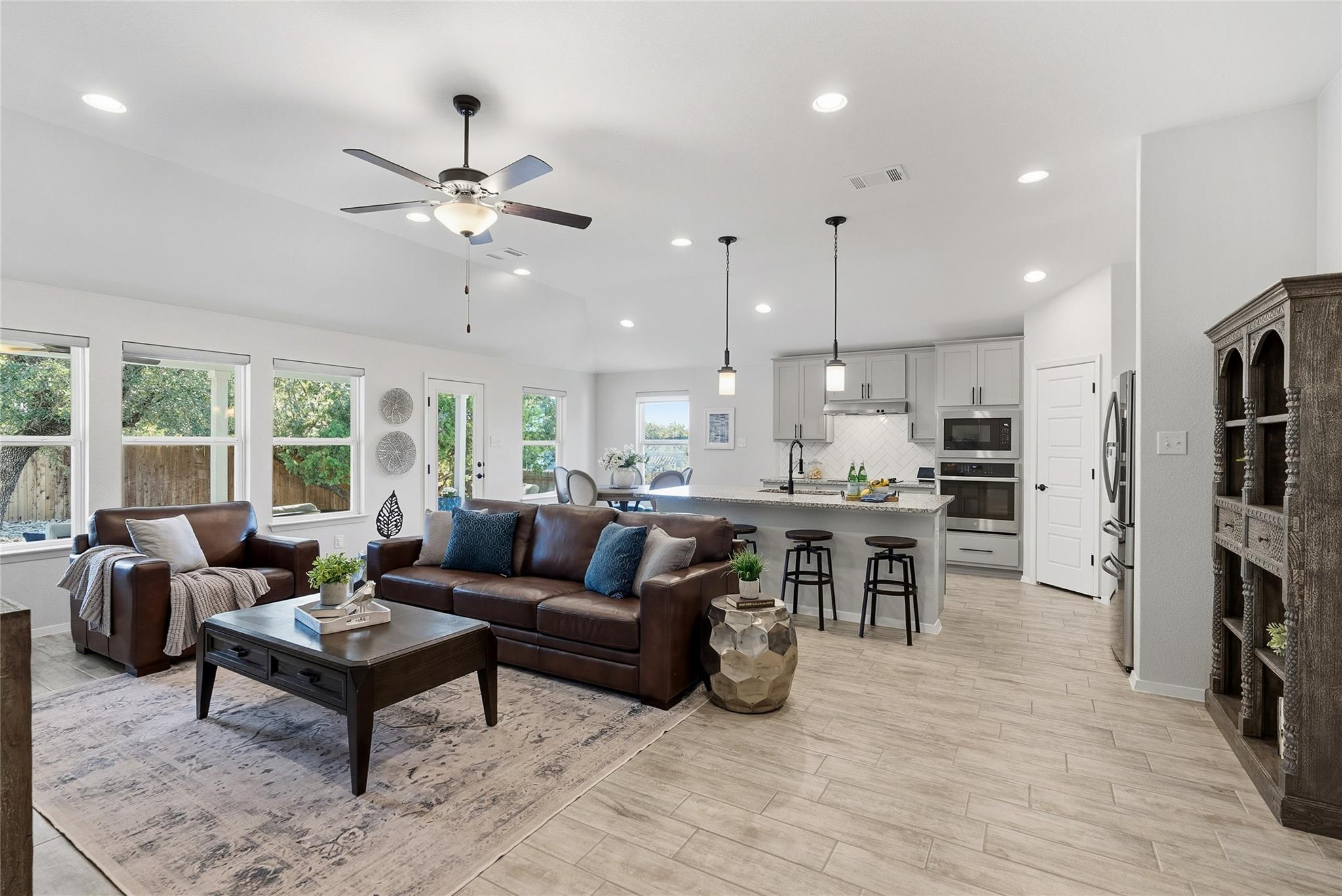 3005 Newton Dr, Lago Vista, TX 78645