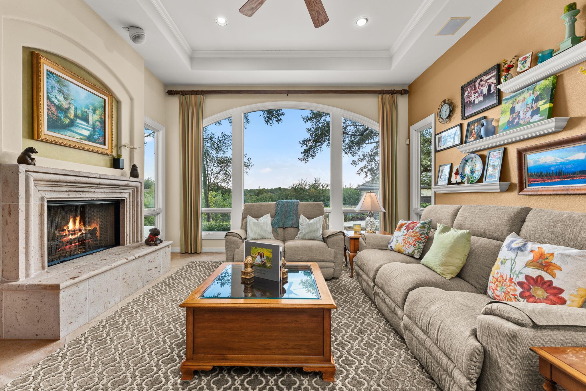 201 BELLA CIMA Dr, Austin, TX 78734