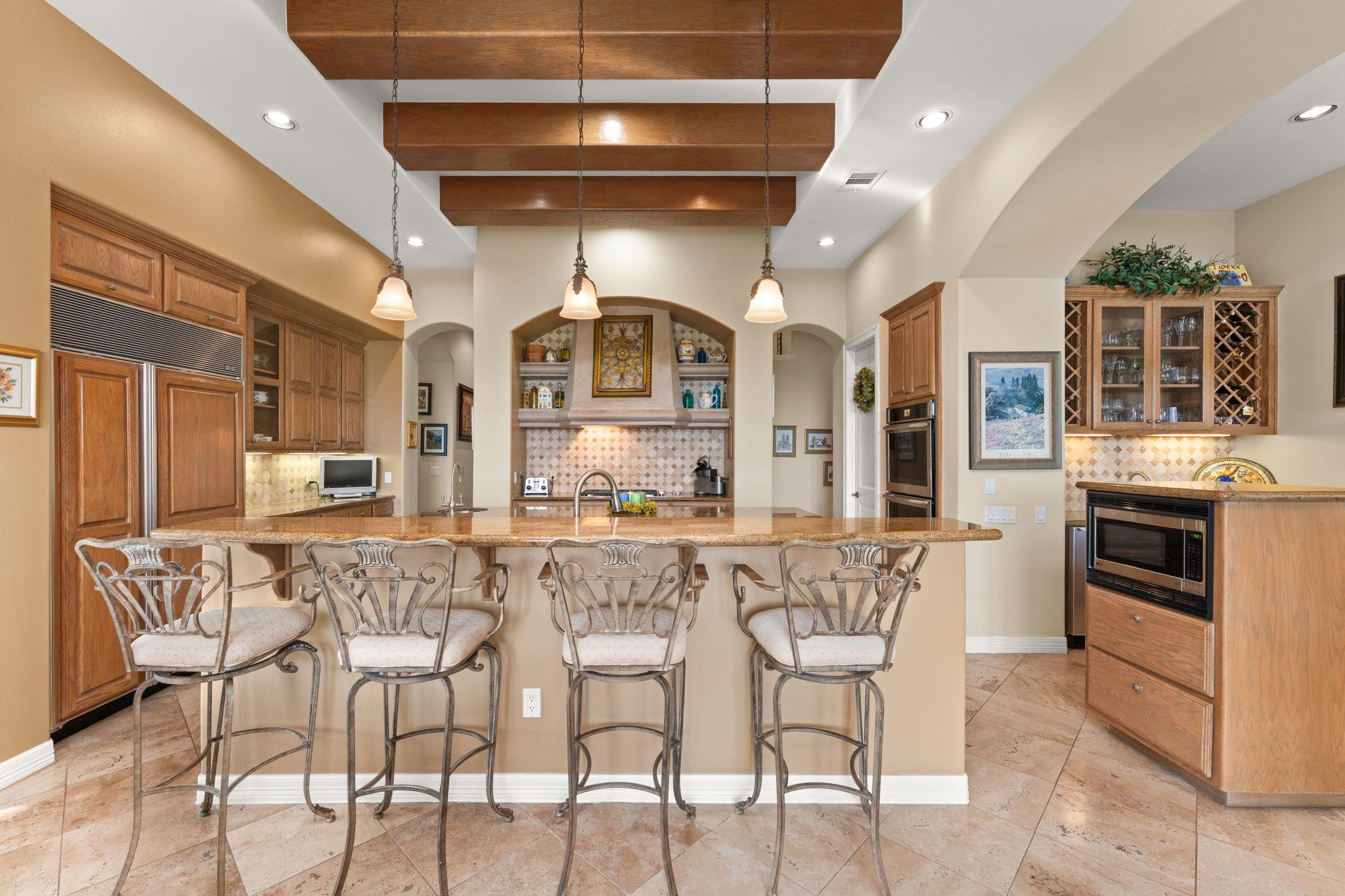 201 BELLA CIMA Dr, Austin, TX 78734