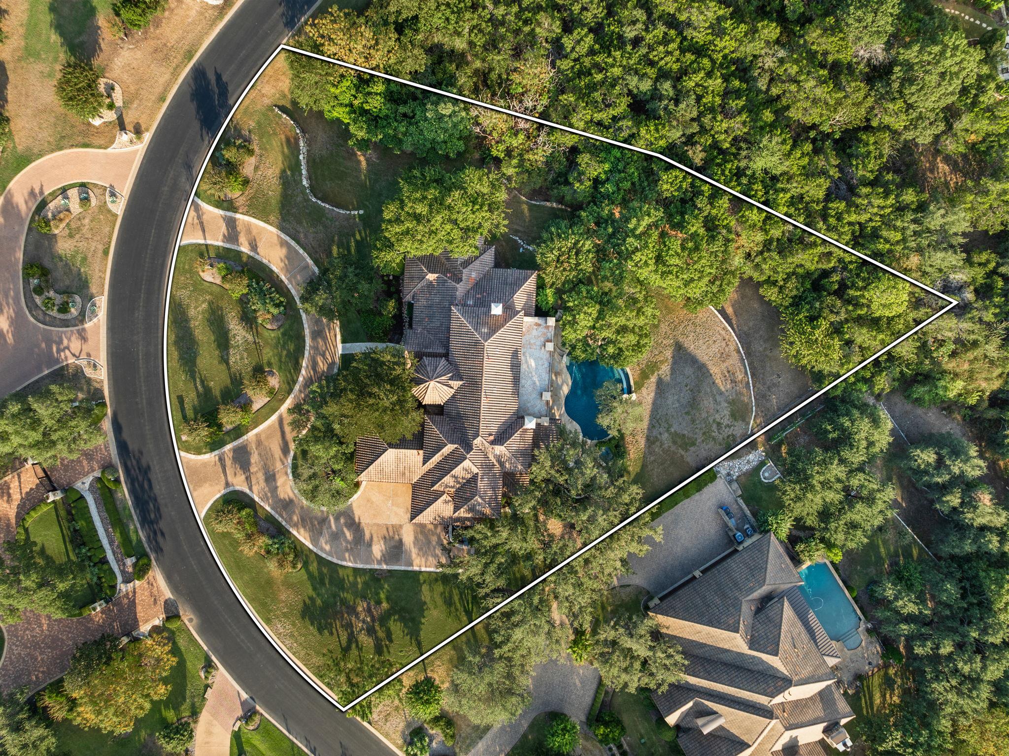 201 BELLA CIMA Dr, Austin, TX 78734