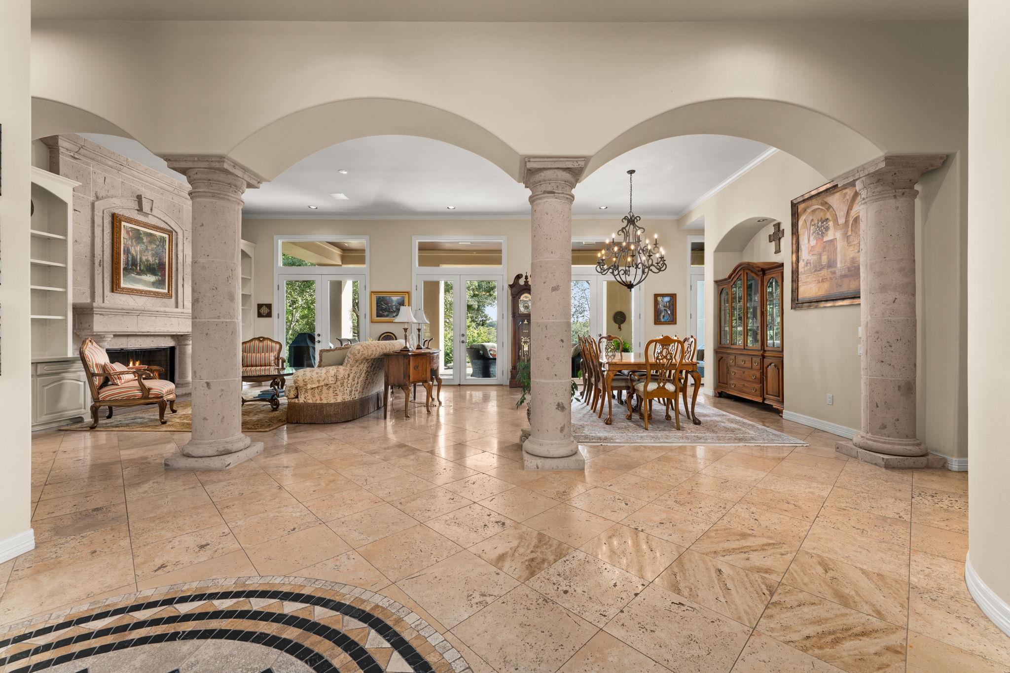 201 BELLA CIMA Dr, Austin, TX 78734