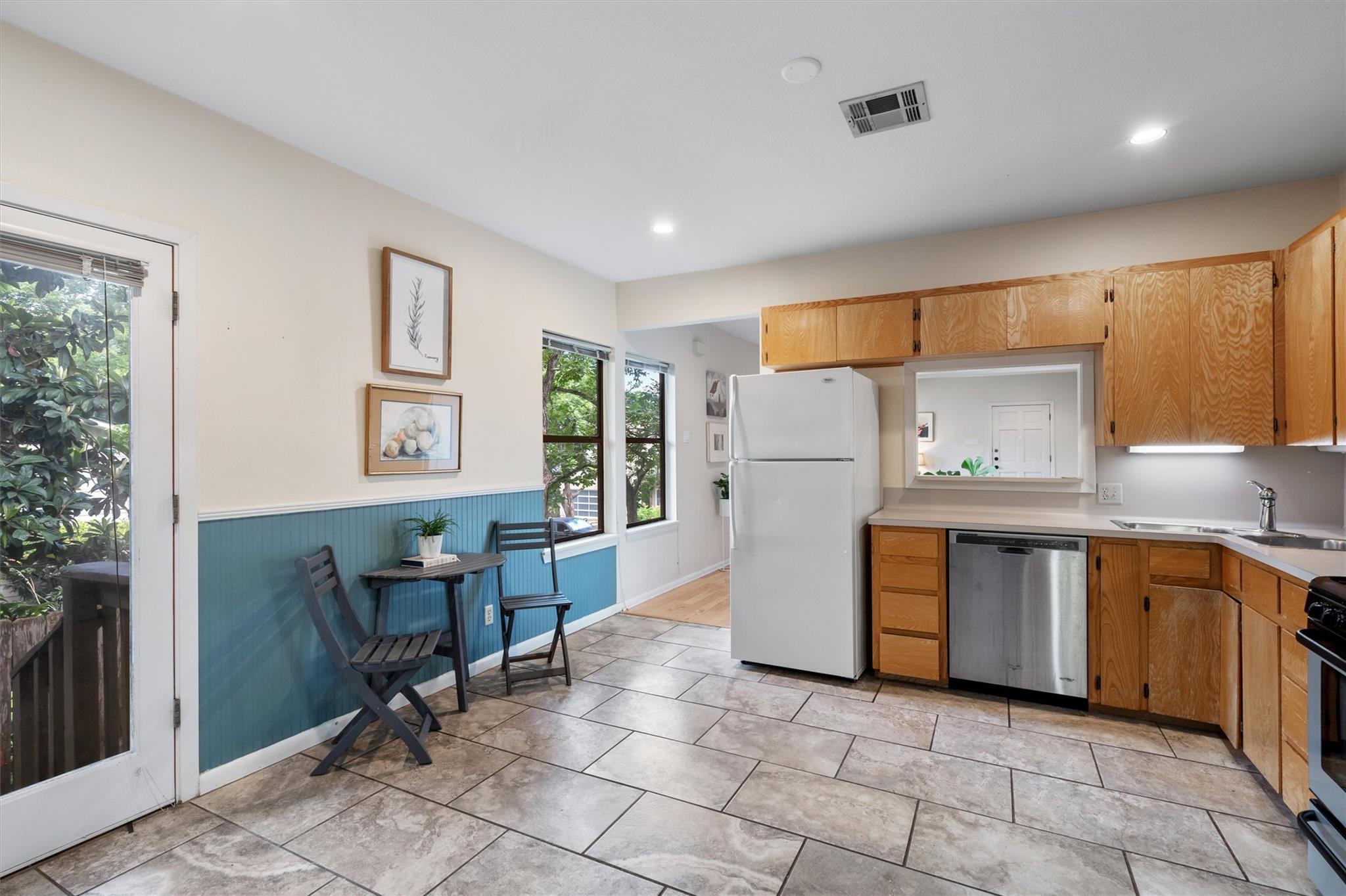 2116 Glendale Pl, Austin, TX 78704