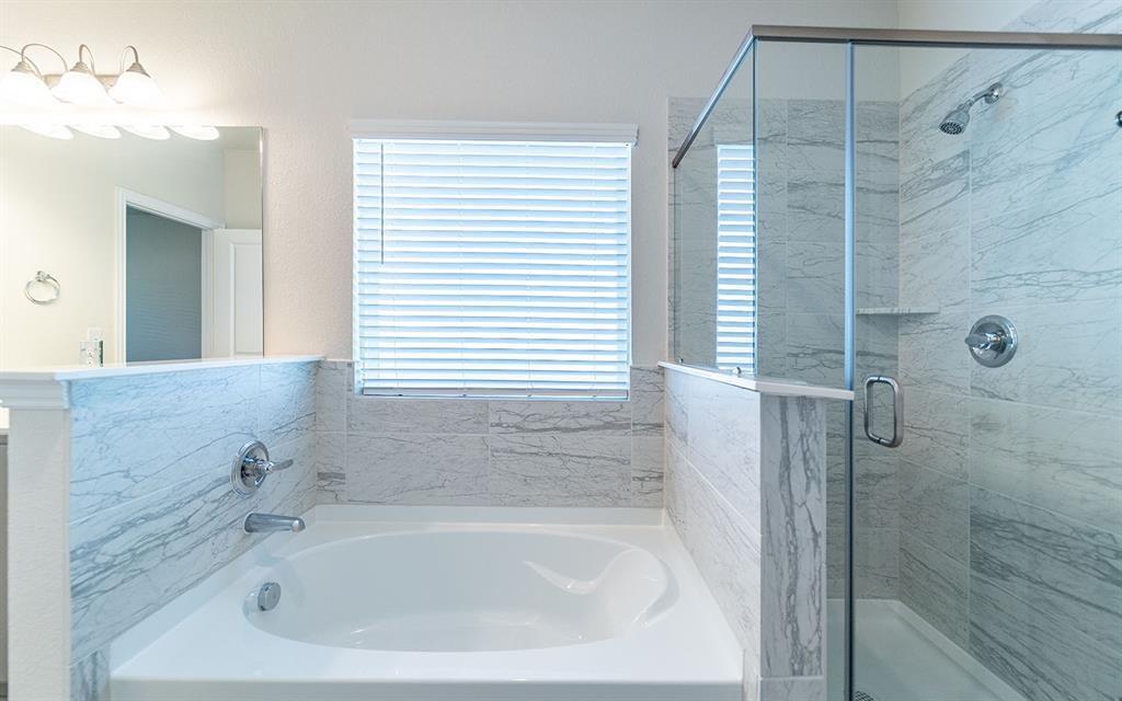 457 Blue Hibiscus Dr, Liberty Hill, TX 78642