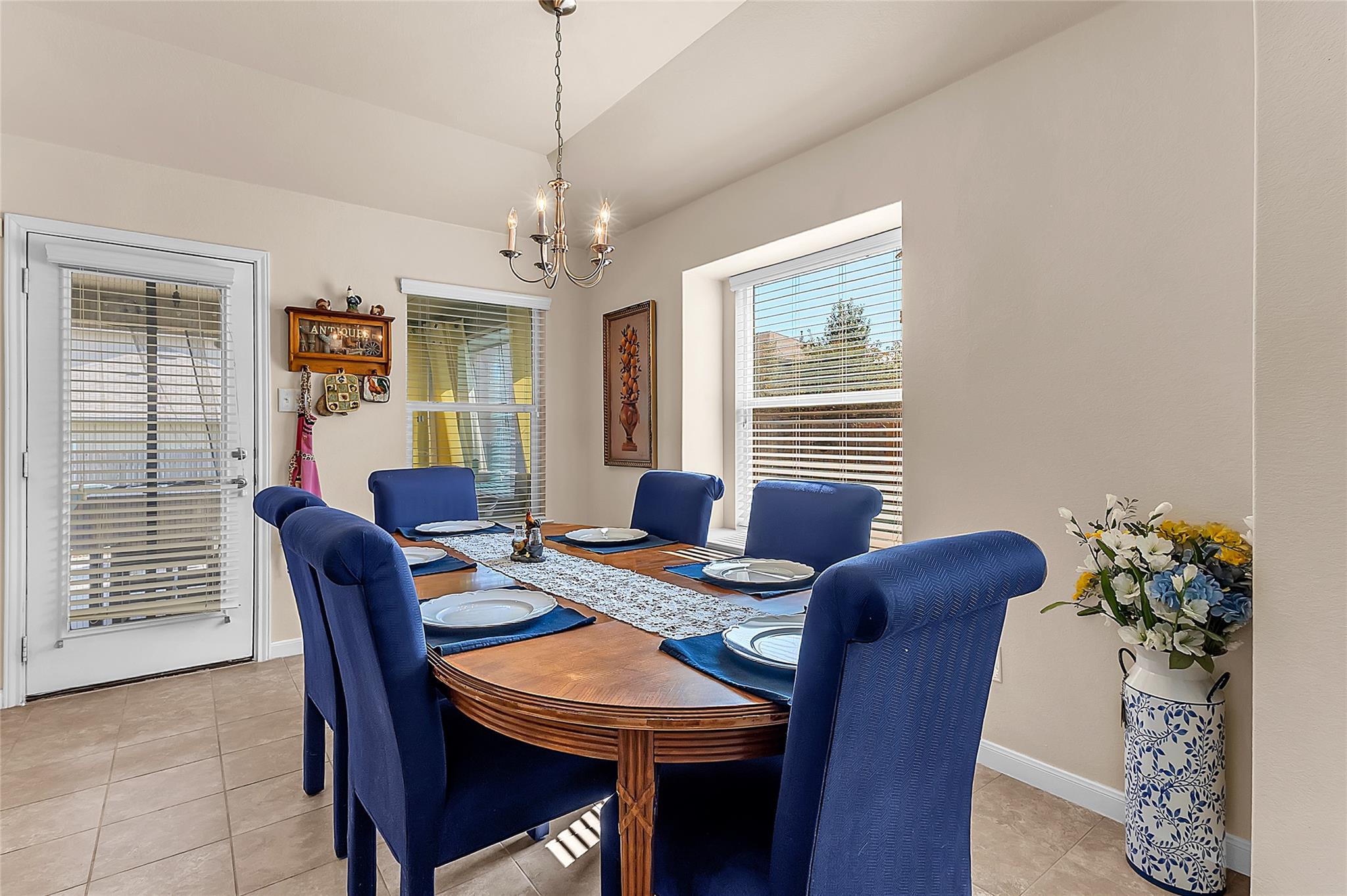 206 Linden Ln, San Marcos, TX 78666