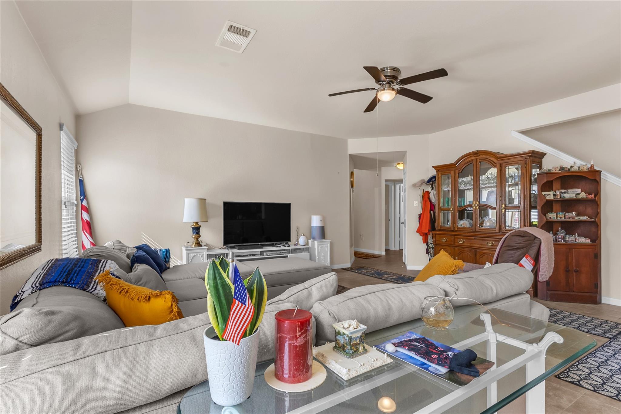 206 Linden Ln, San Marcos, TX 78666