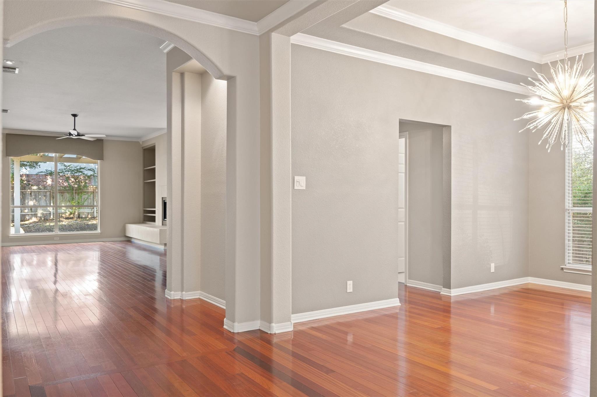 7124 Quimper Ln, Austin, TX 78749