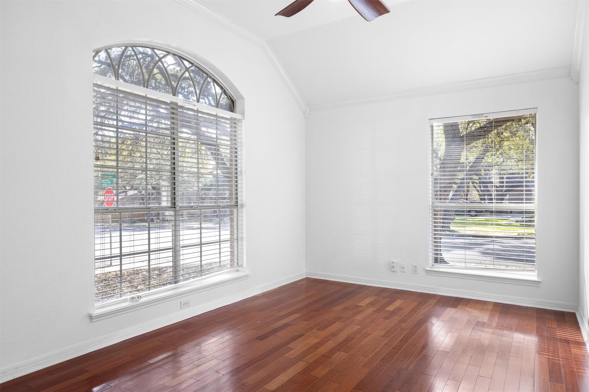 7124 Quimper Ln, Austin, TX 78749