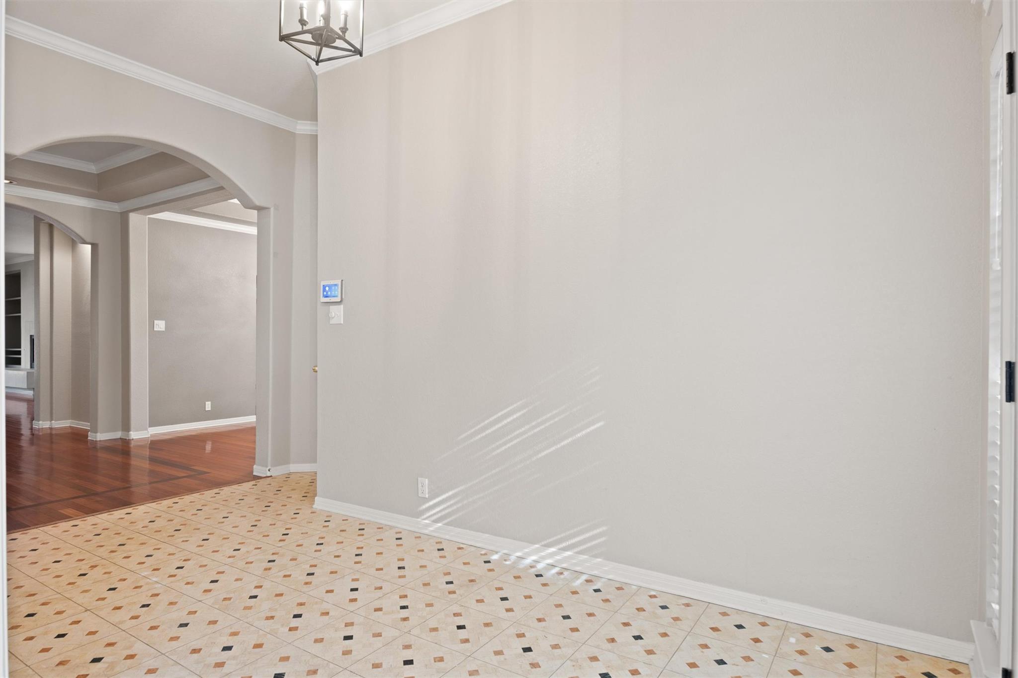 7124 Quimper Ln, Austin, TX 78749