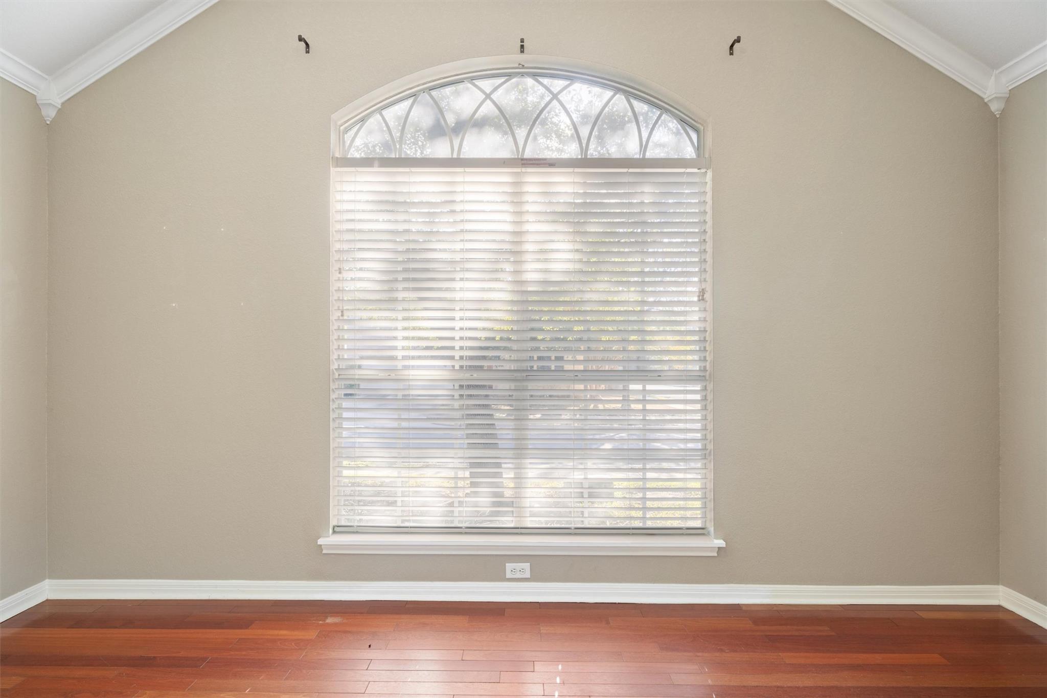 7124 Quimper Ln, Austin, TX 78749