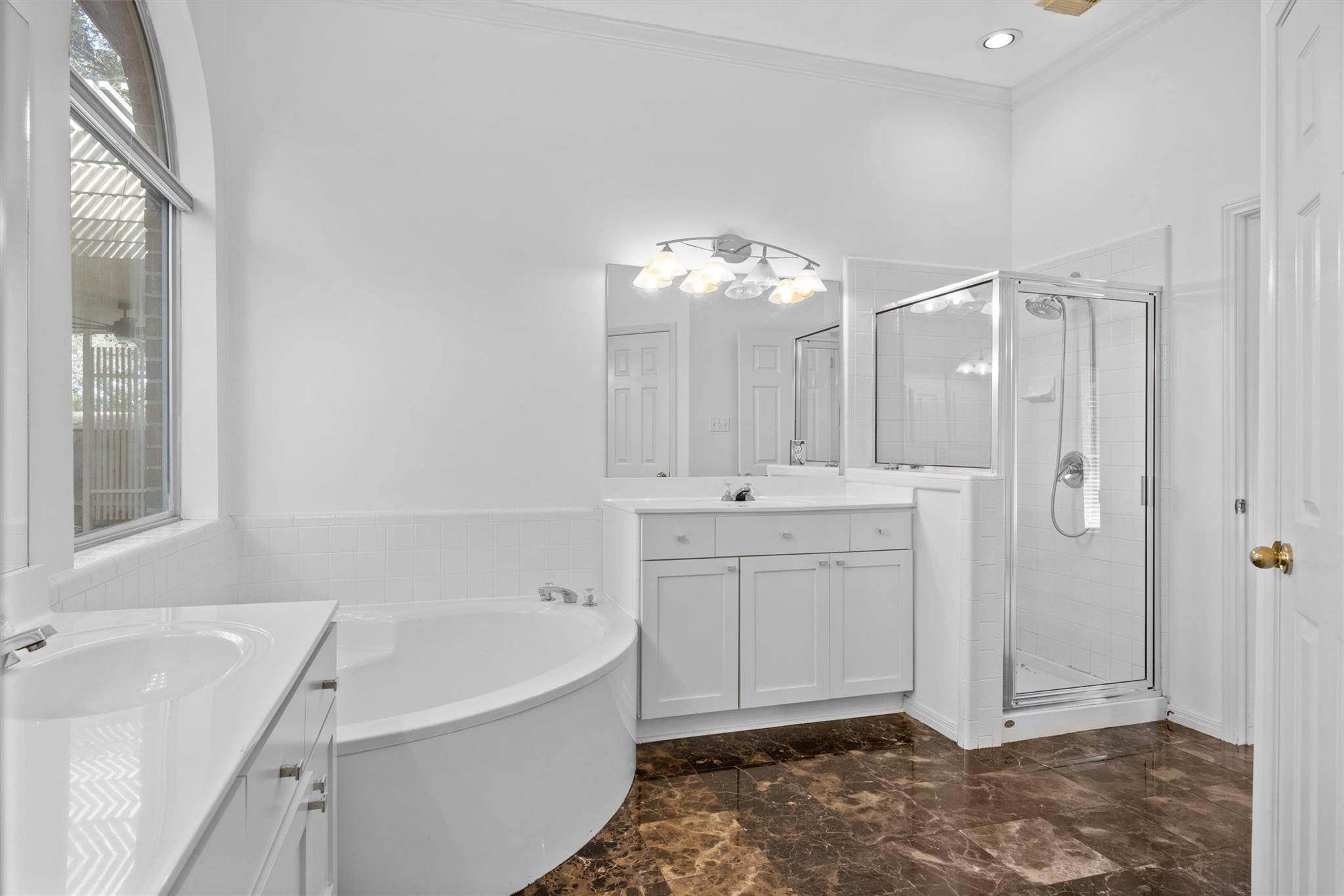 7124 Quimper Ln, Austin, TX 78749