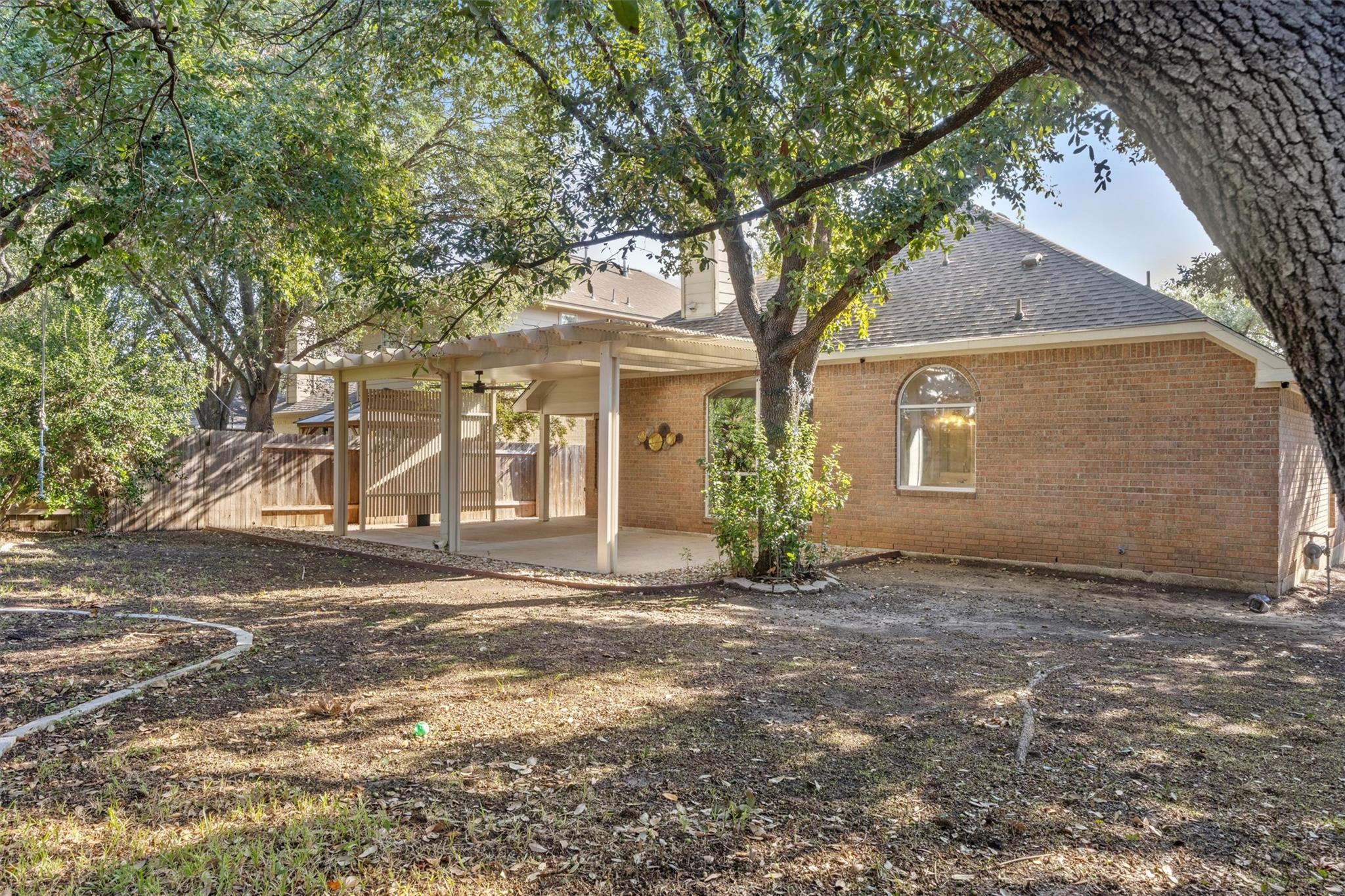 7124 Quimper Ln, Austin, TX 78749