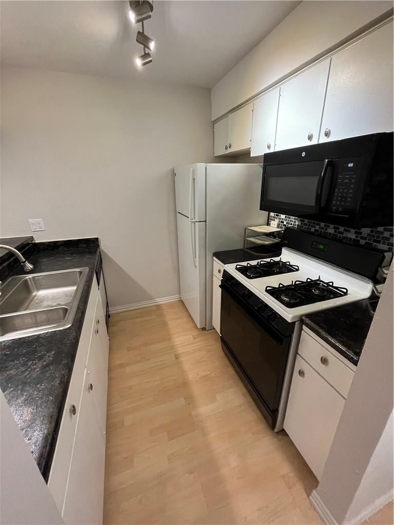 7801 Shoal Creek Blvd # 244, Austin, TX 78757