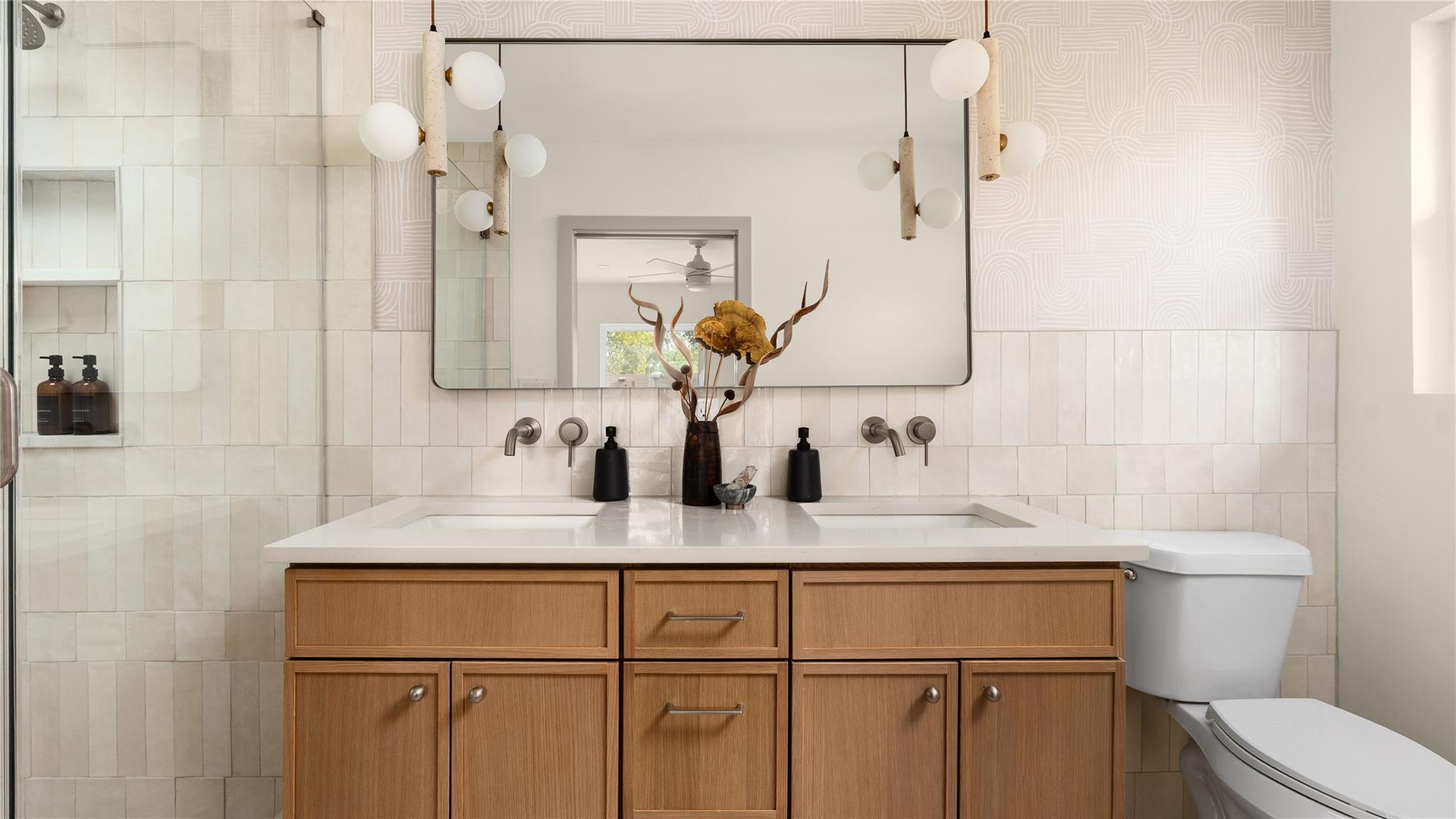 5504 Mapleleaf Dr, Austin, TX 78723