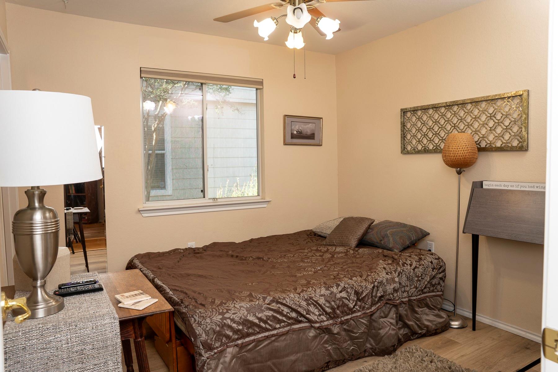 1612 Poppy Seed Ln, Austin, TX 78741