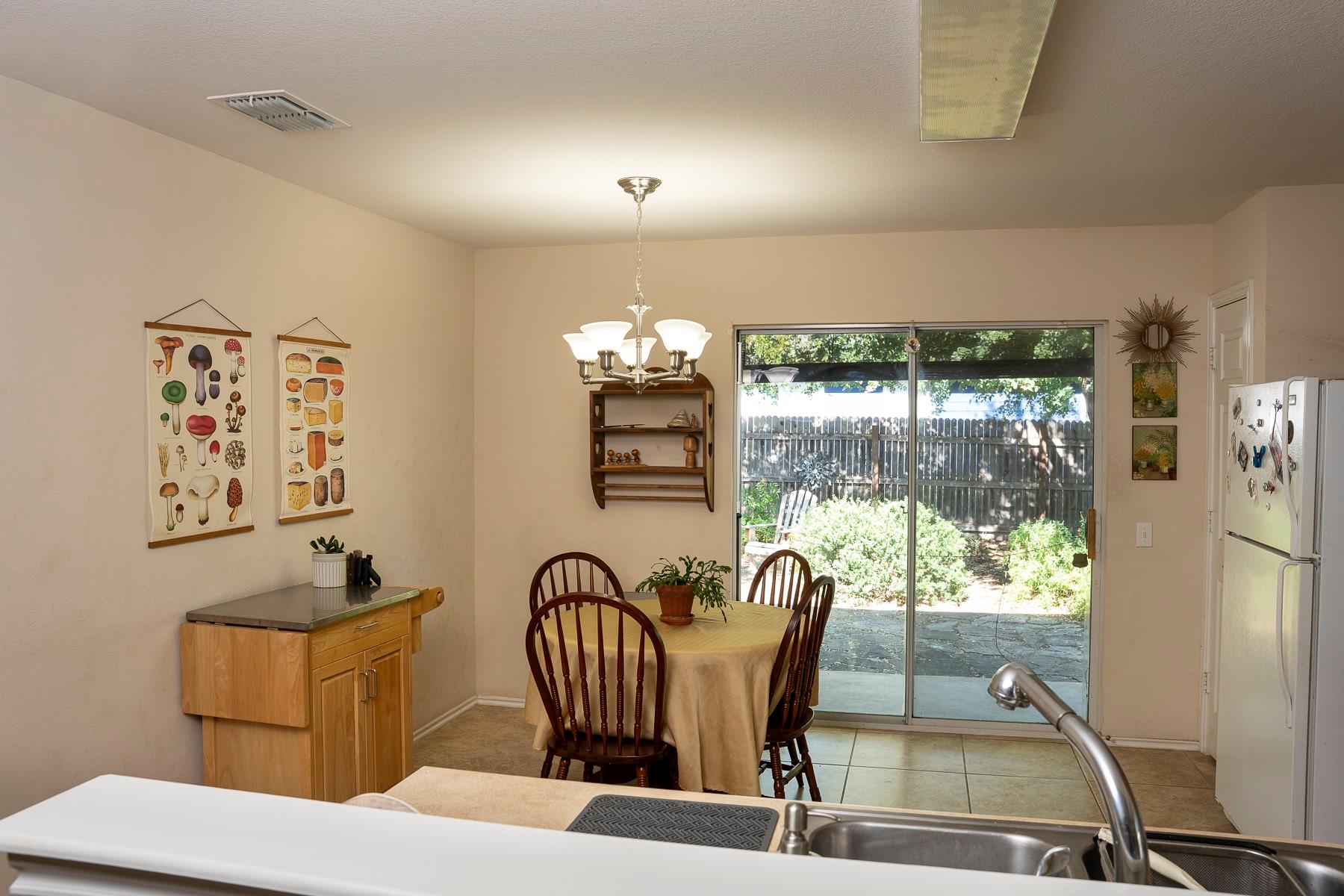 1612 Poppy Seed Ln, Austin, TX 78741