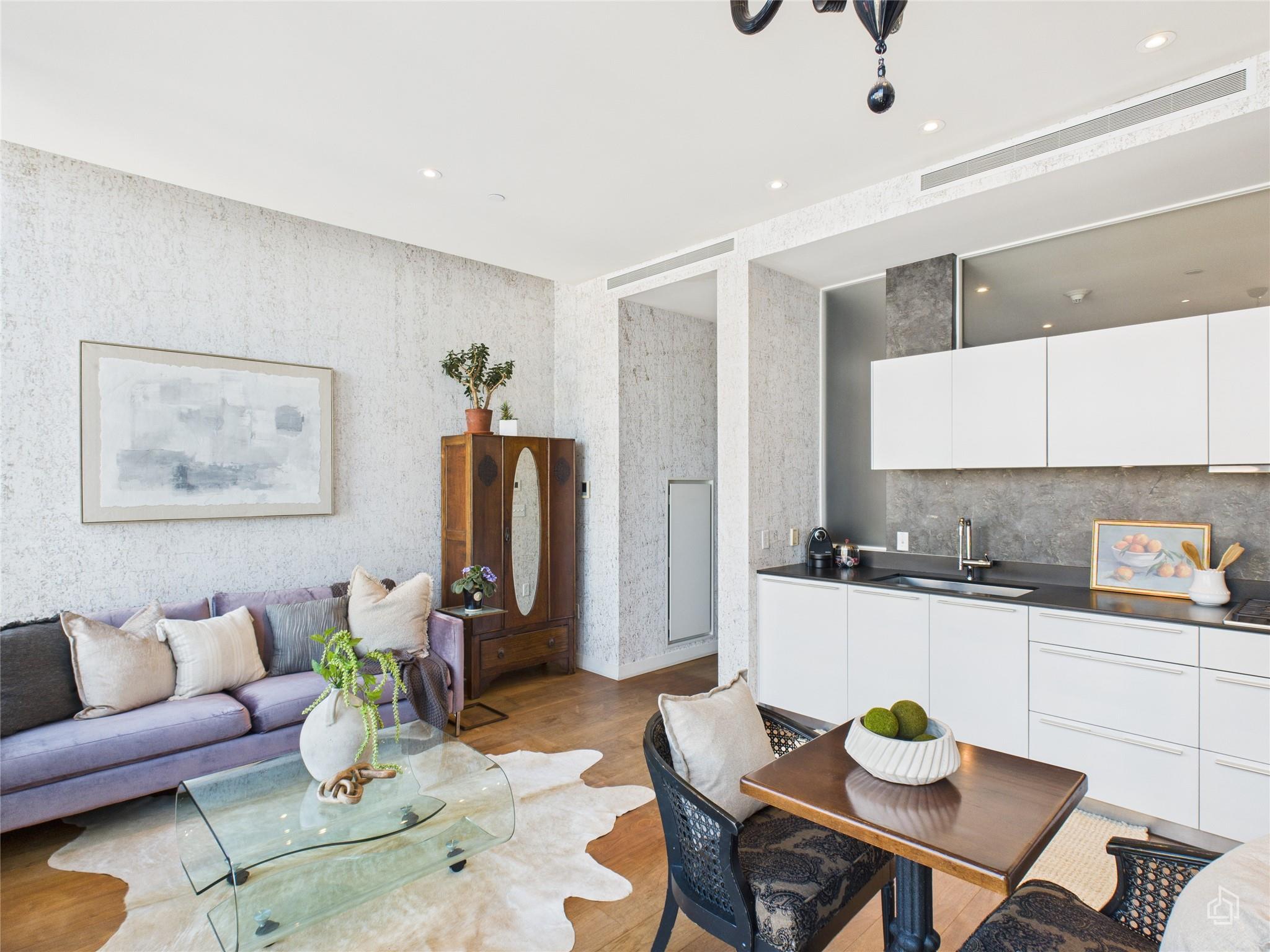 210 Lavaca St # 1809, Austin, TX 78701