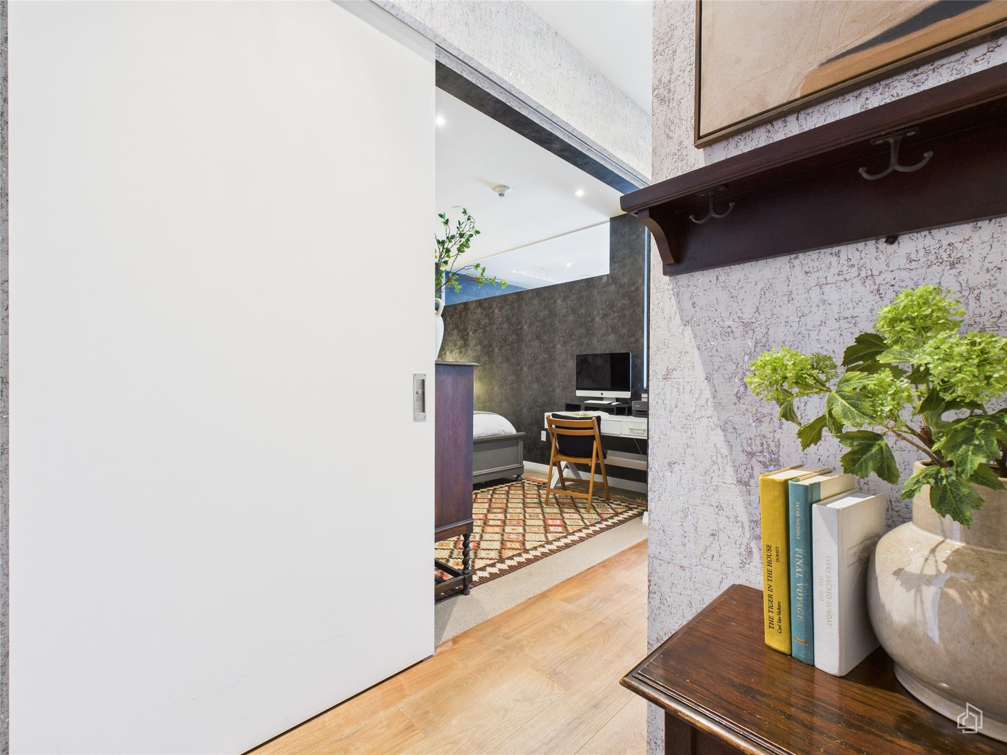 210 Lavaca St # 1809, Austin, TX 78701