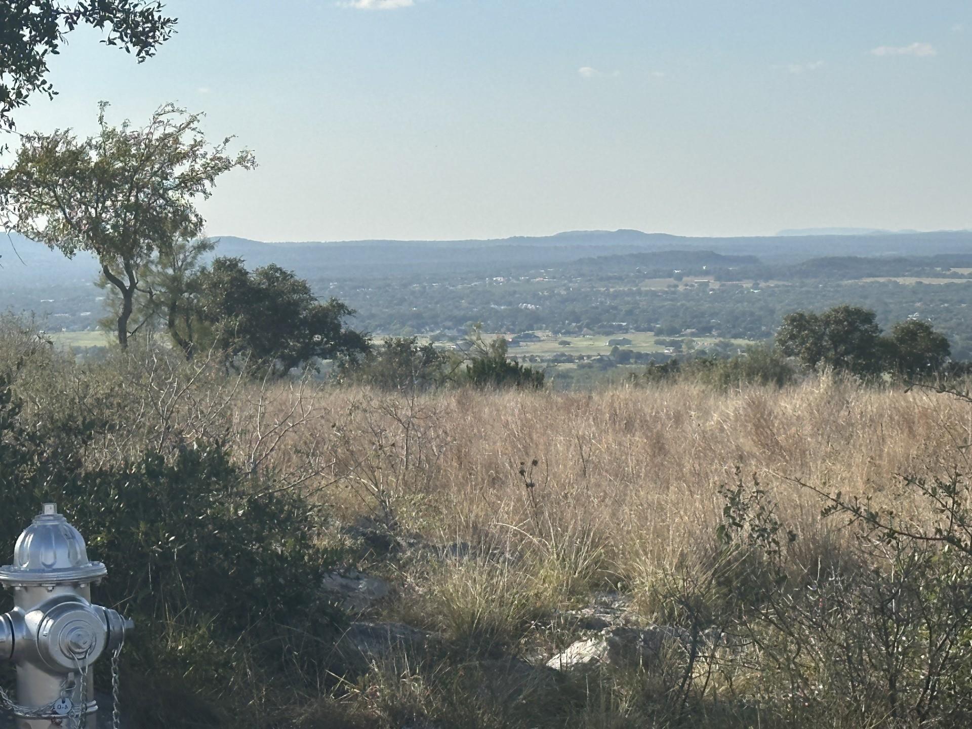 350 Big Creek Dr, Kingsland, TX 78639