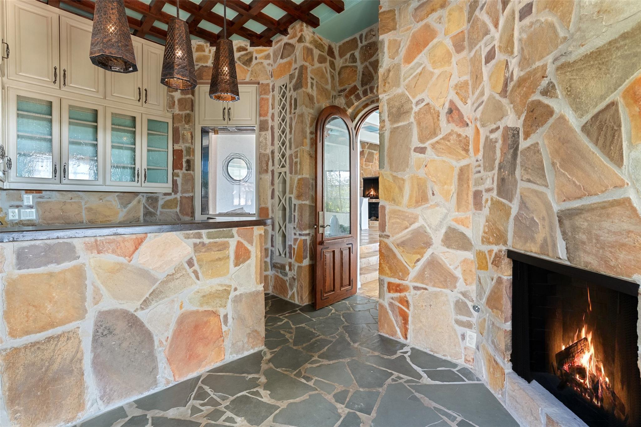 203 Bella Riva Dr, Austin, TX 78734