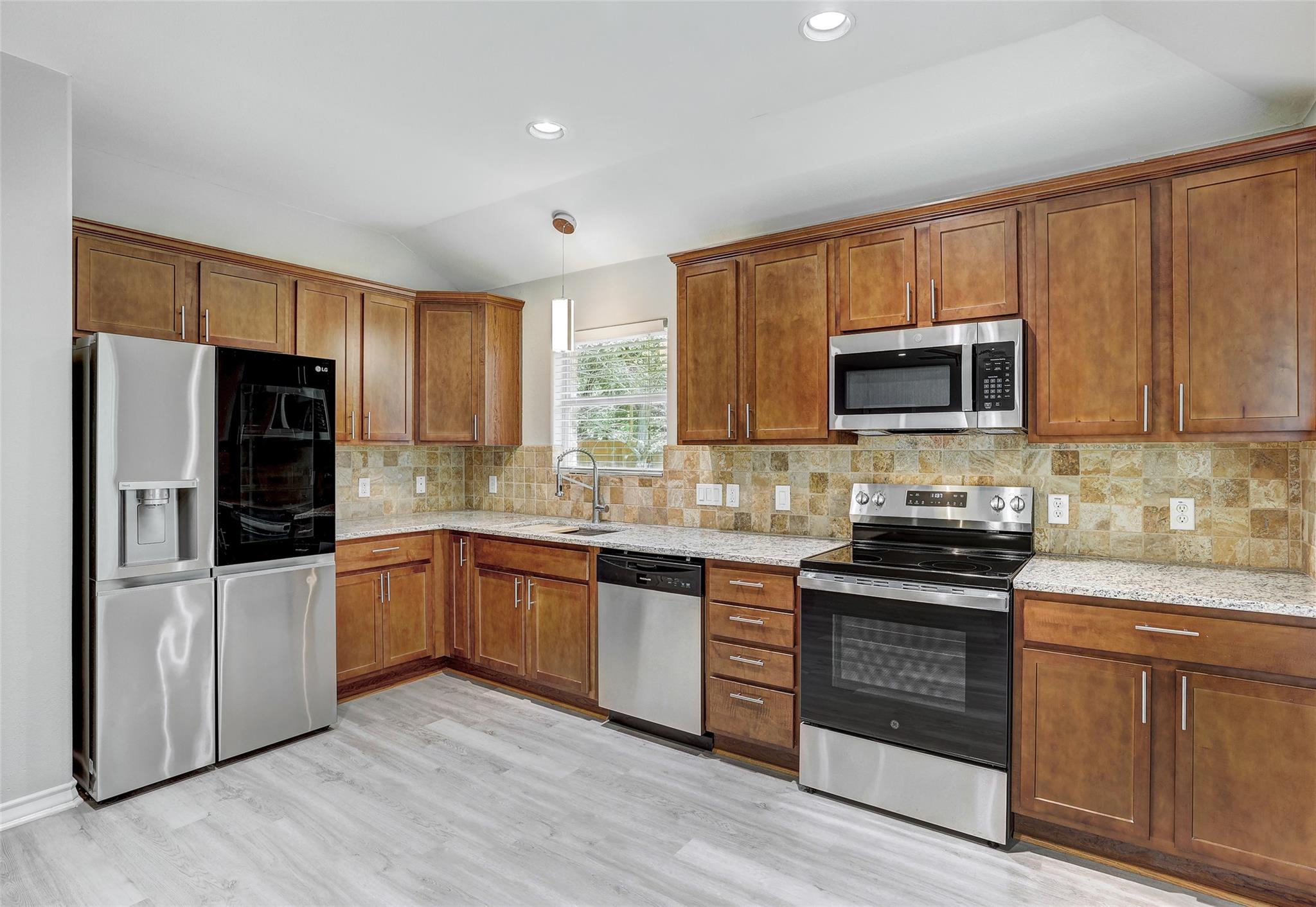 1106 Serenada Dr, Georgetown, TX 78628