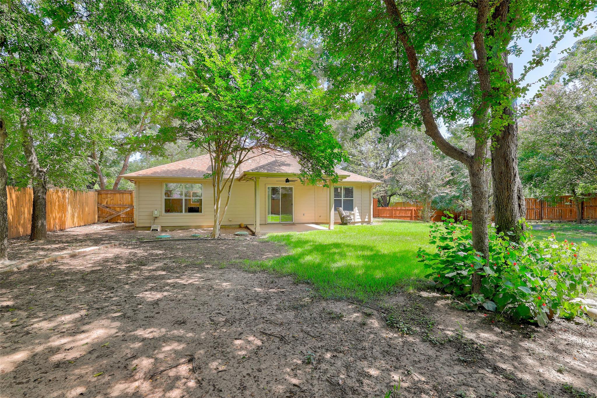 1106 Serenada Dr, Georgetown, TX 78628