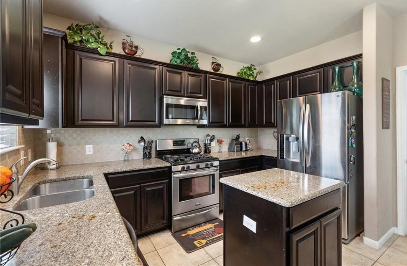 105 Cypress Bend Ct, Georgetown, TX 78626