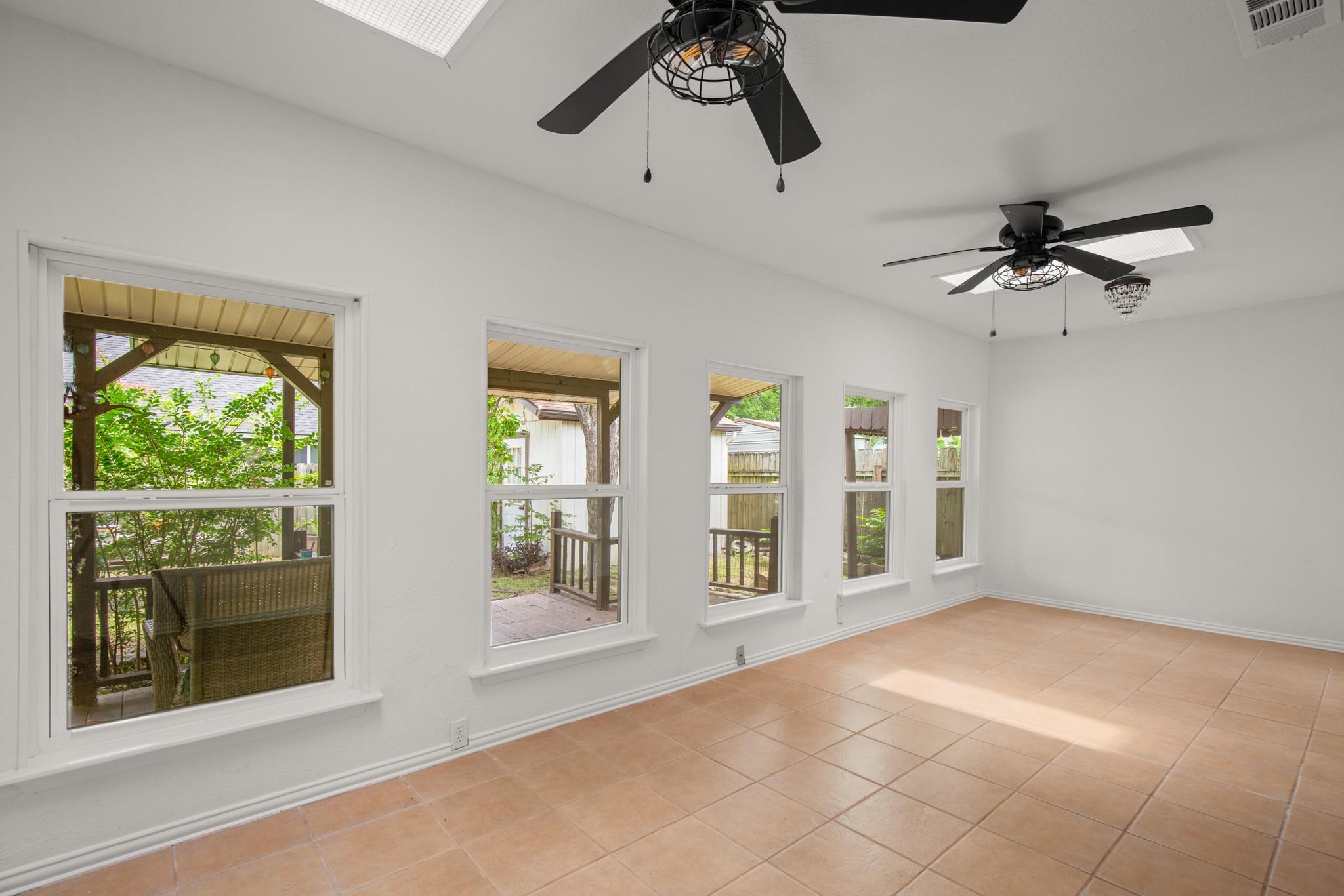 2109 Brandywine Ln, Austin, TX 78727