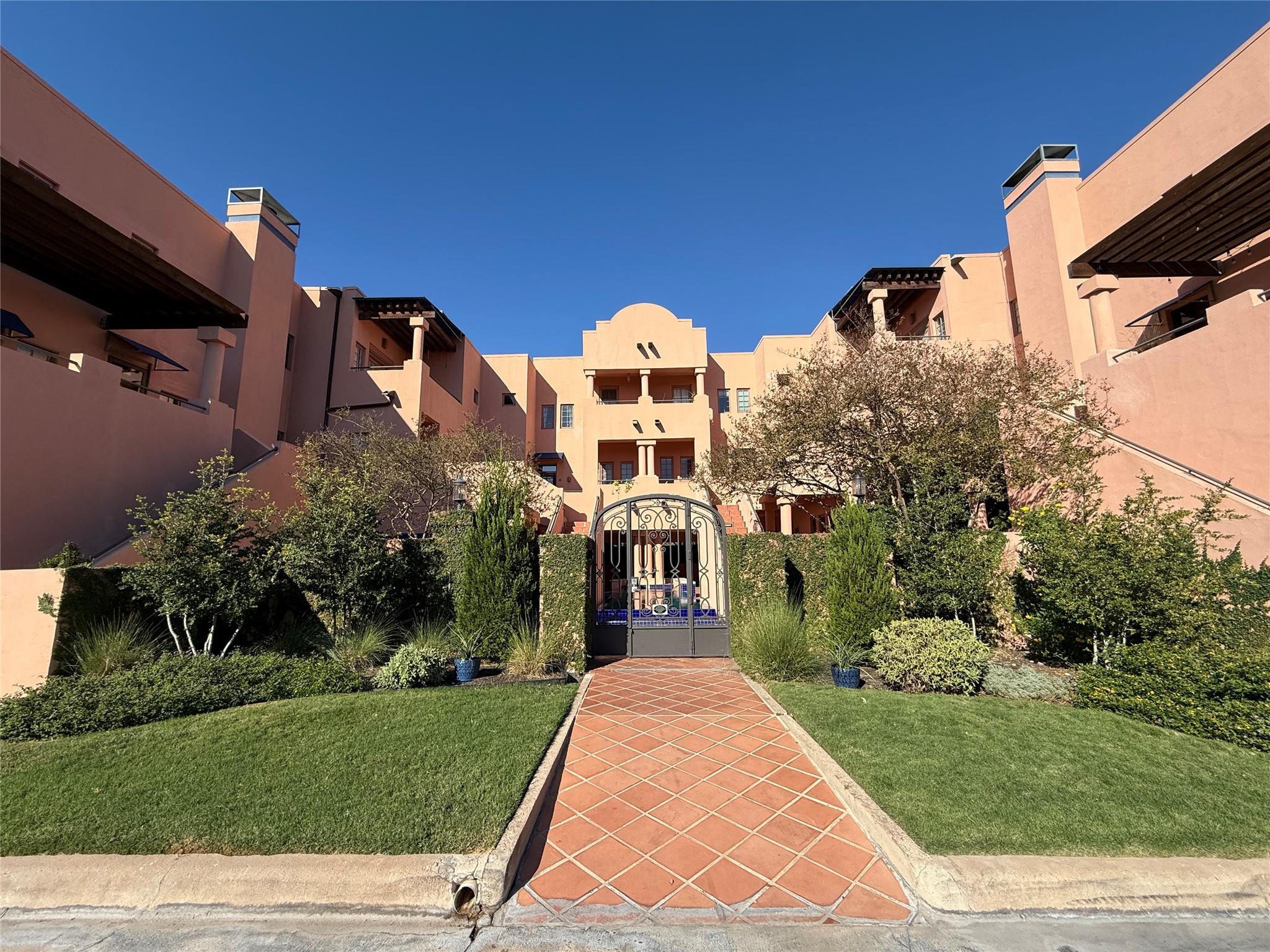 1506 W 13th St # 1, Austin, TX 78703