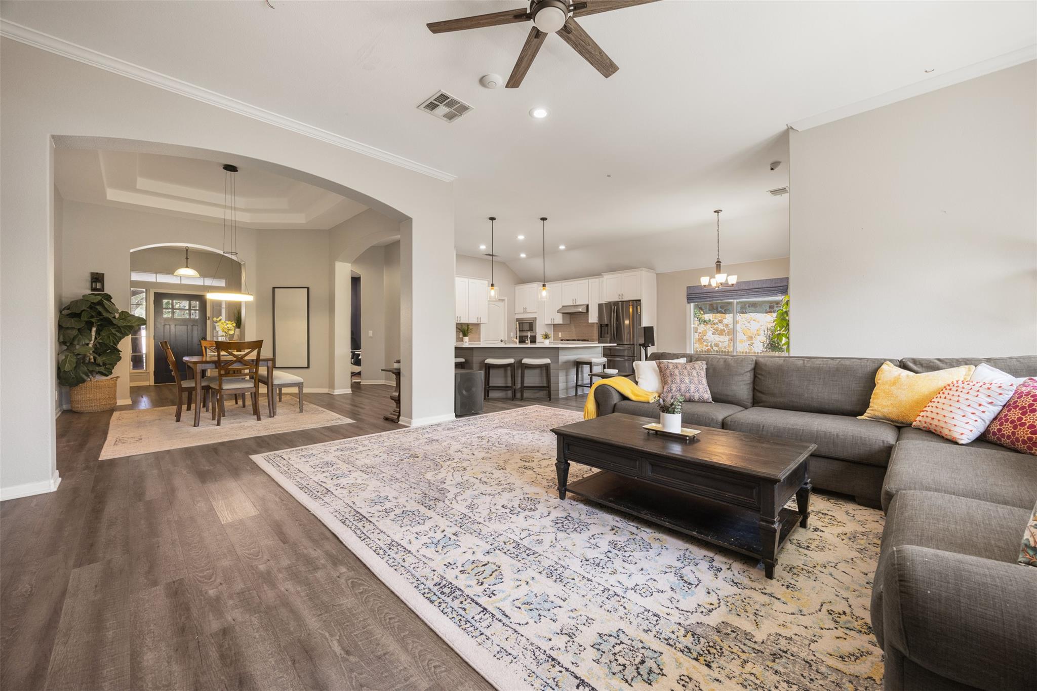 140 Stratton Ct, Austin, TX 78737