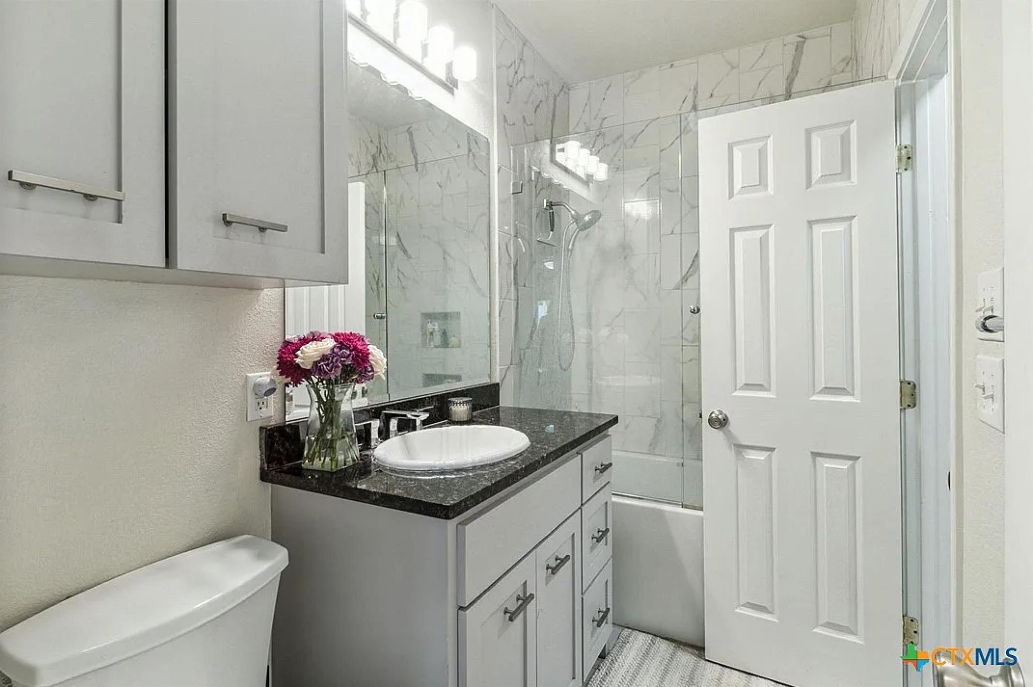 313 Quarry St, San Marcos, TX 78666