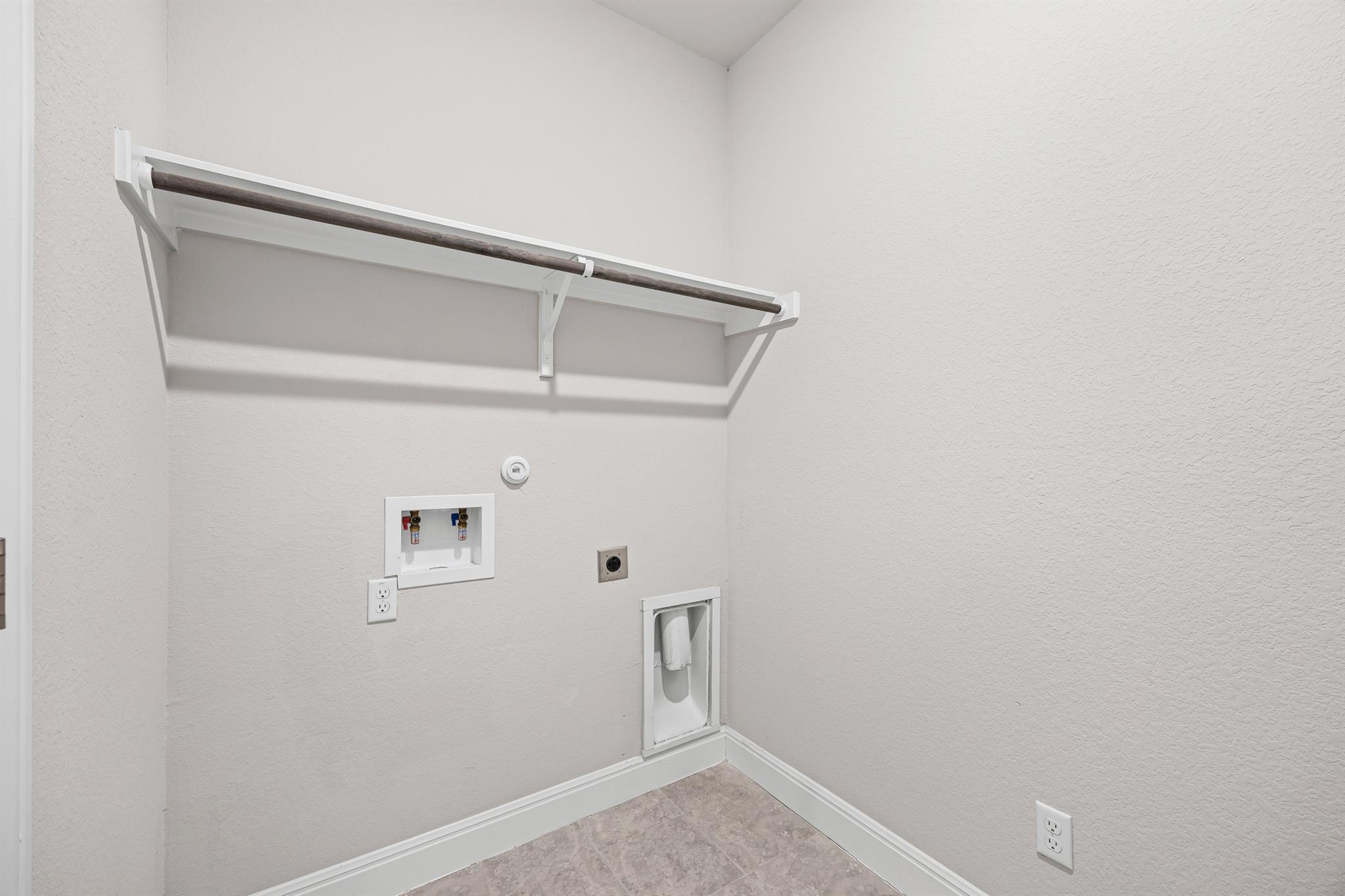 187 Glass Mountains Way, Dripping Springs, TX 78620