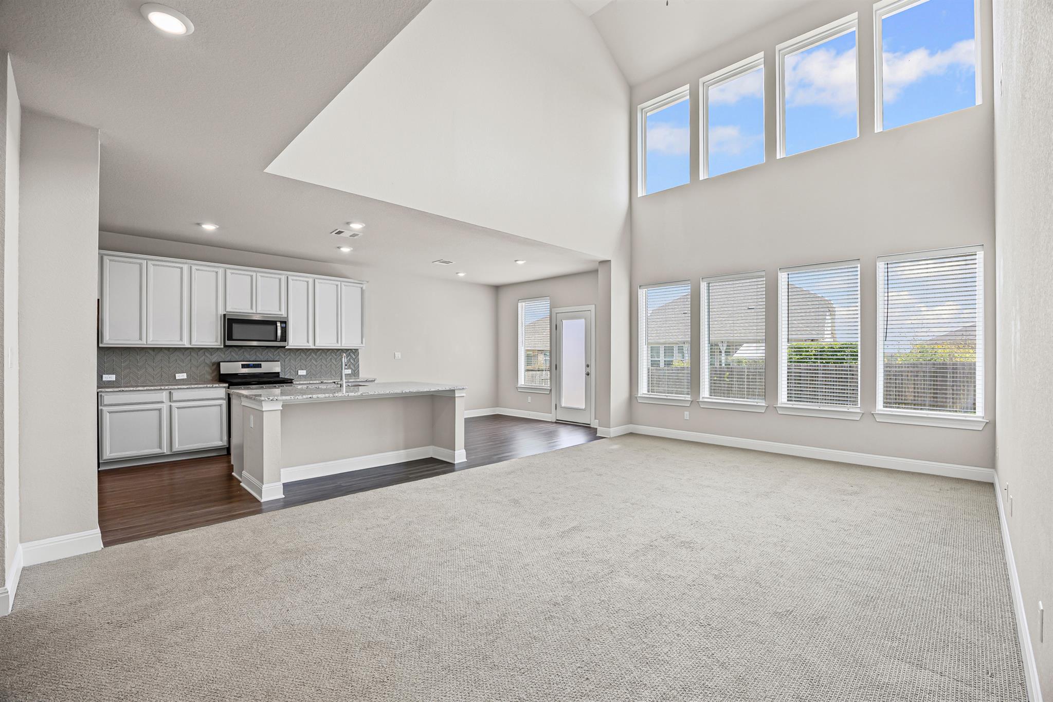 187 Glass Mountains Way, Dripping Springs, TX 78620