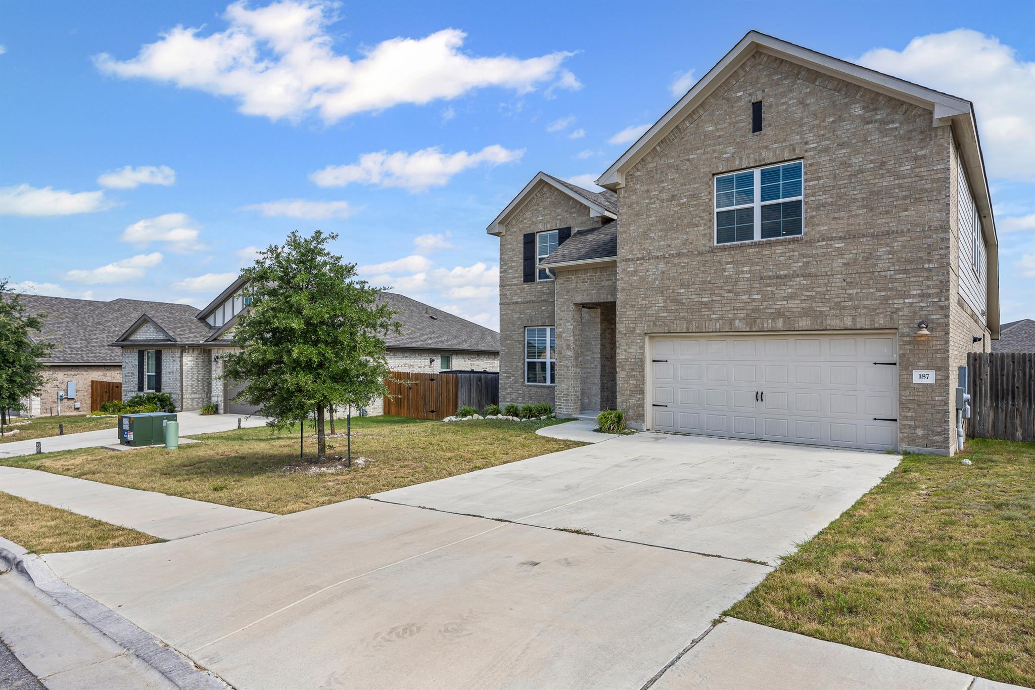 187 Glass Mountains Way, Dripping Springs, TX 78620