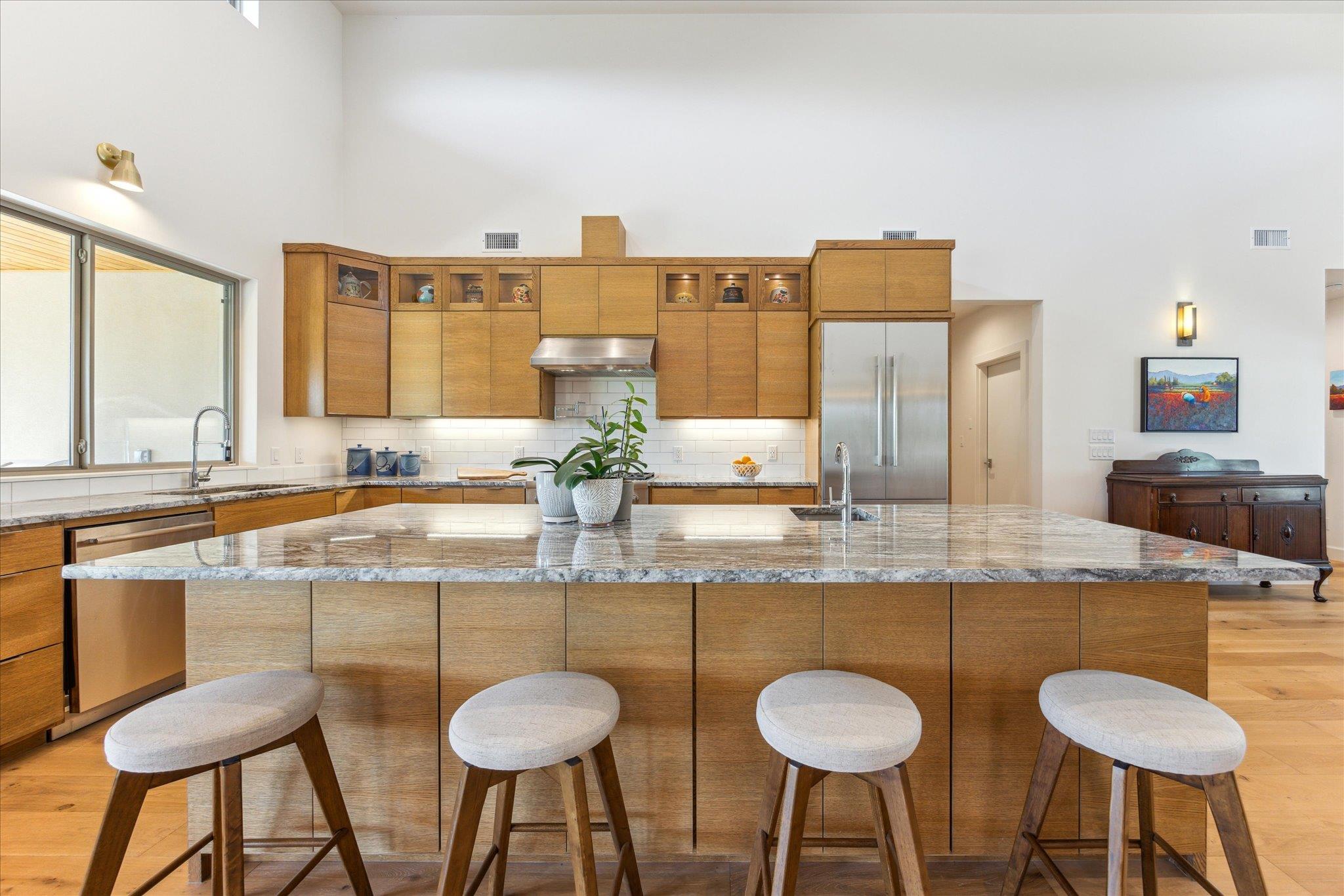 405 Spicewood Trails Dr, Spicewood, TX 78669