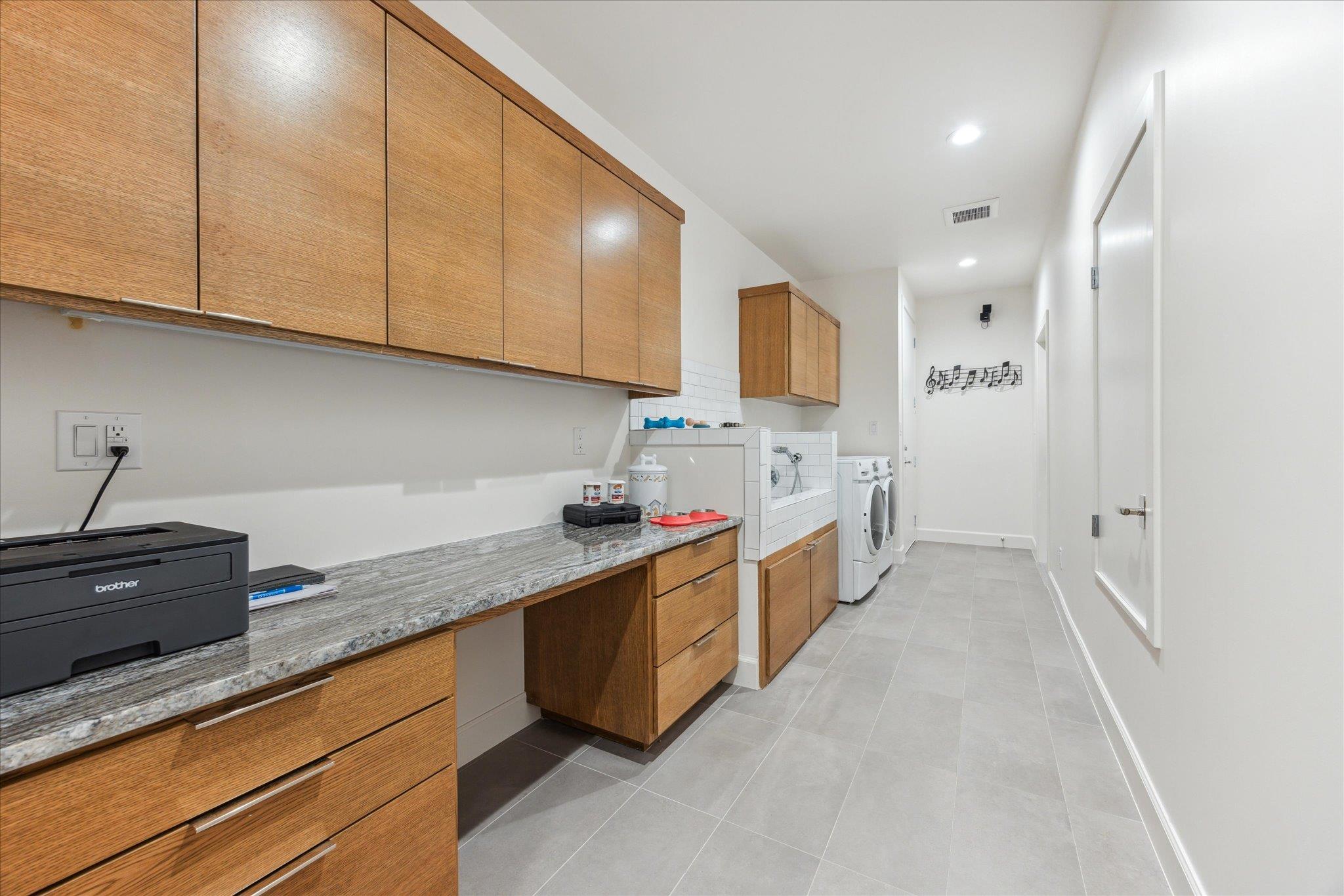 405 Spicewood Trails Dr, Spicewood, TX 78669