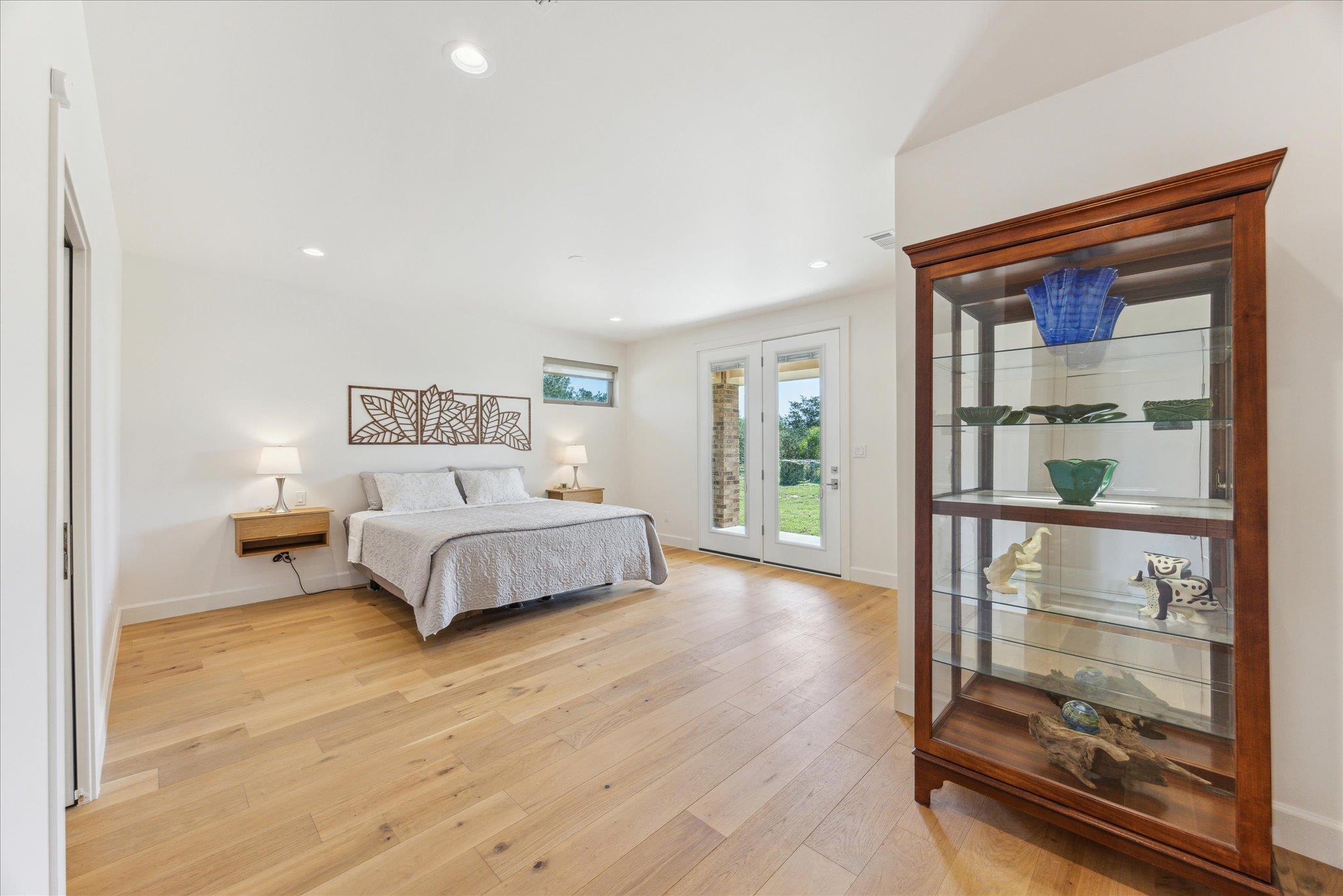 405 Spicewood Trails Dr, Spicewood, TX 78669