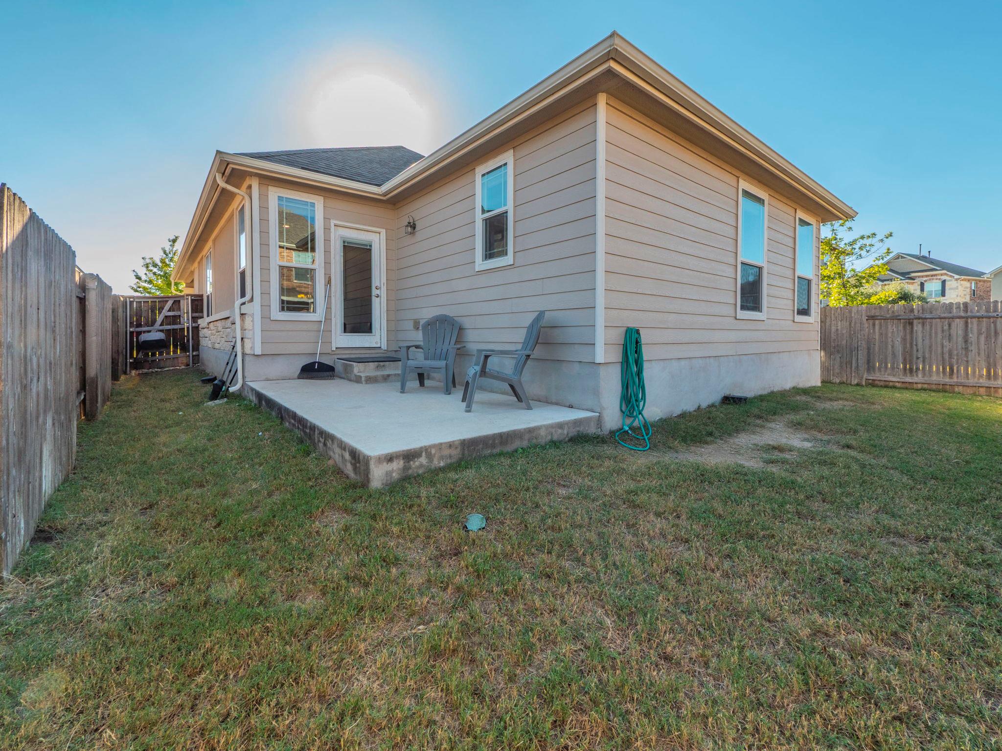 109 Holstein St # 107, Hutto, TX 78634