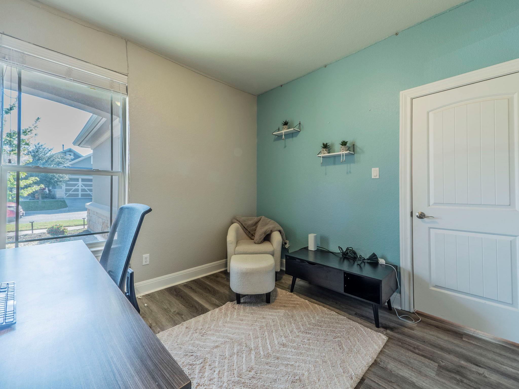 109 Holstein St # 107, Hutto, TX 78634