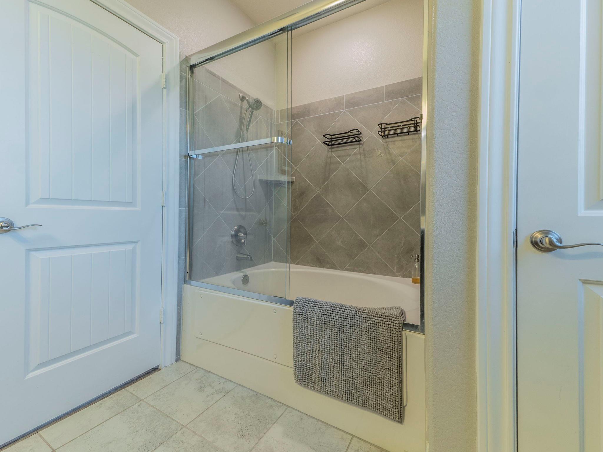 109 Holstein St # 107, Hutto, TX 78634