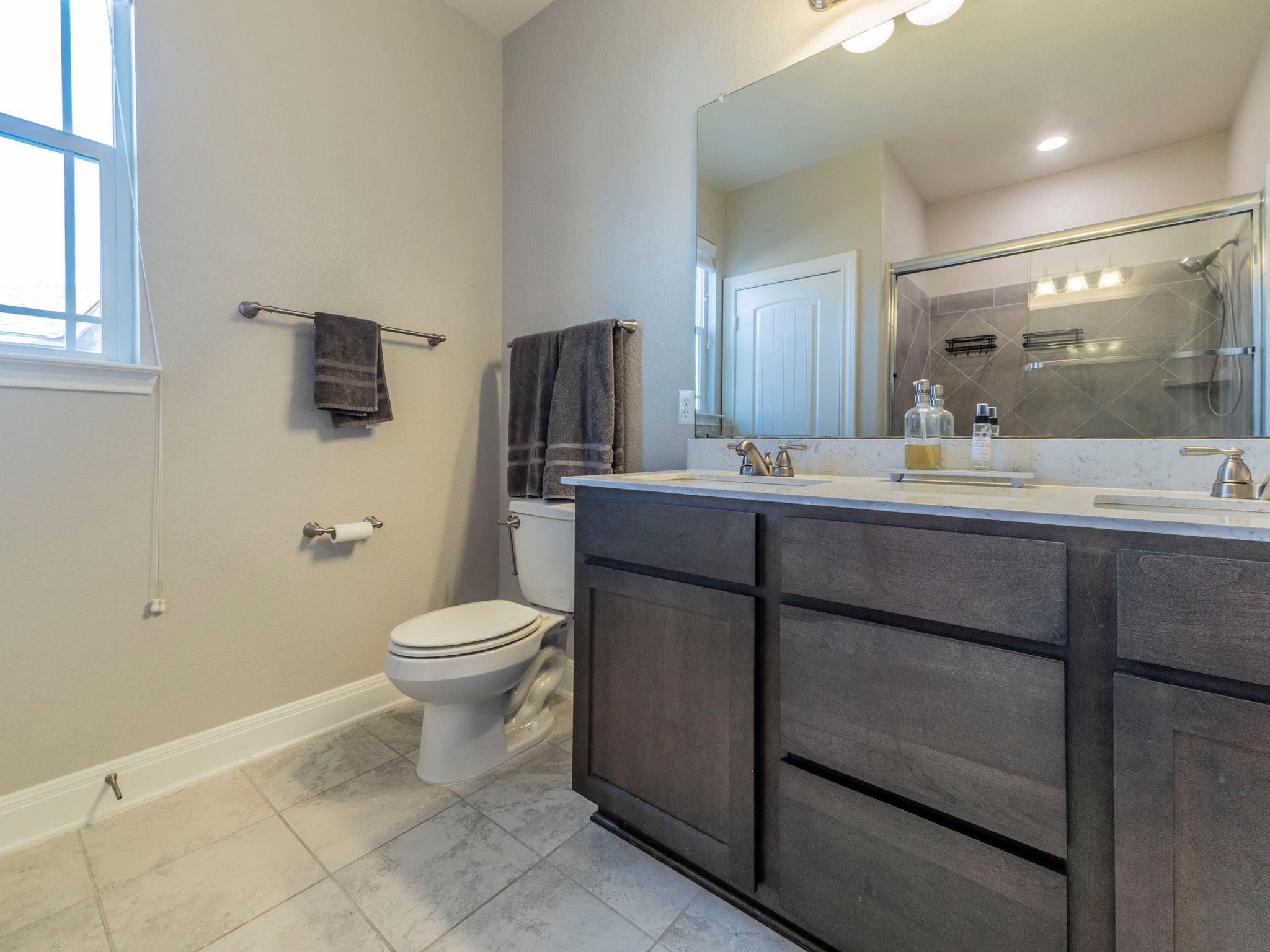 109 Holstein St # 107, Hutto, TX 78634